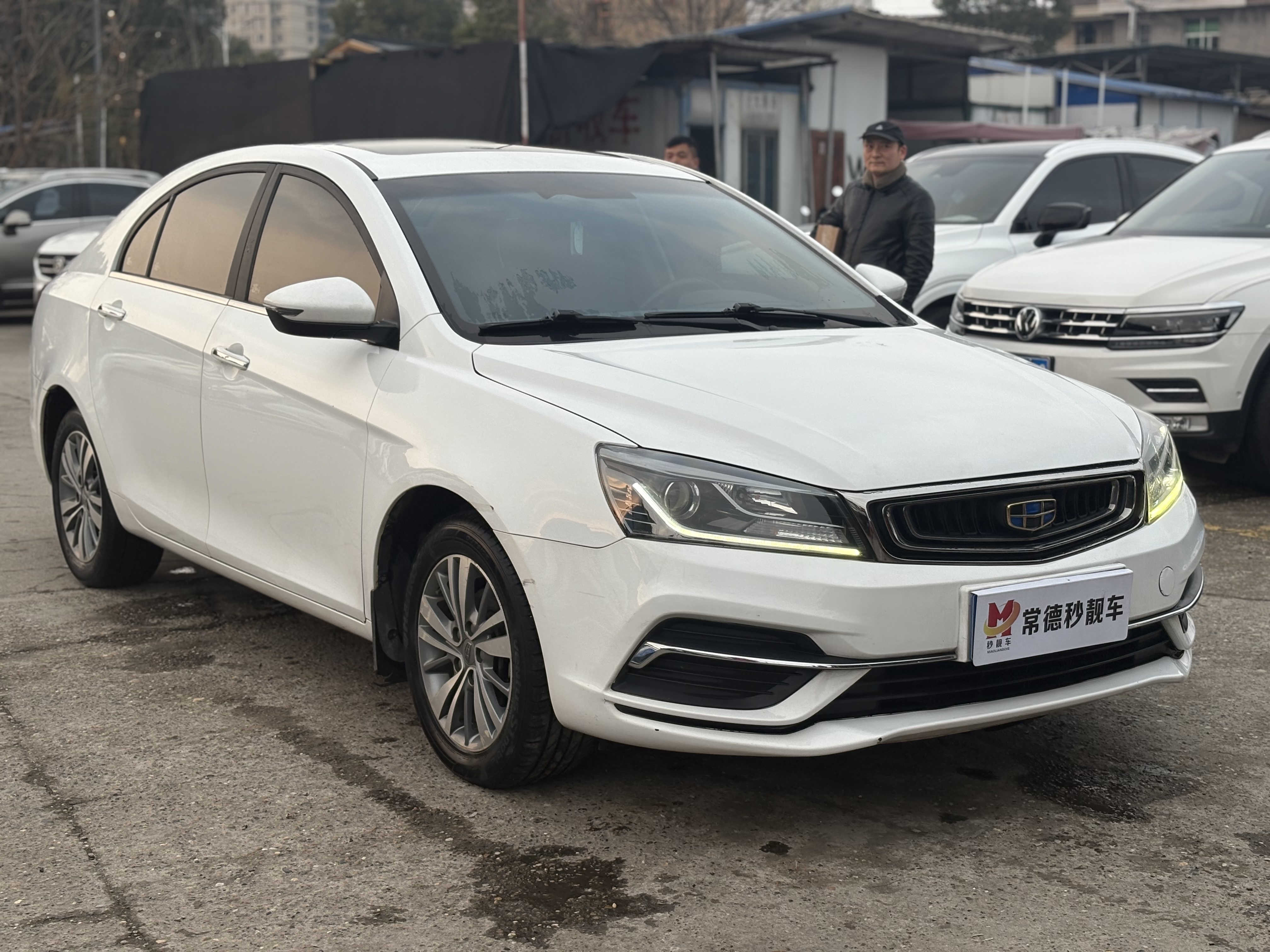 GEELY Emgrand 2018 immagine di auto #3