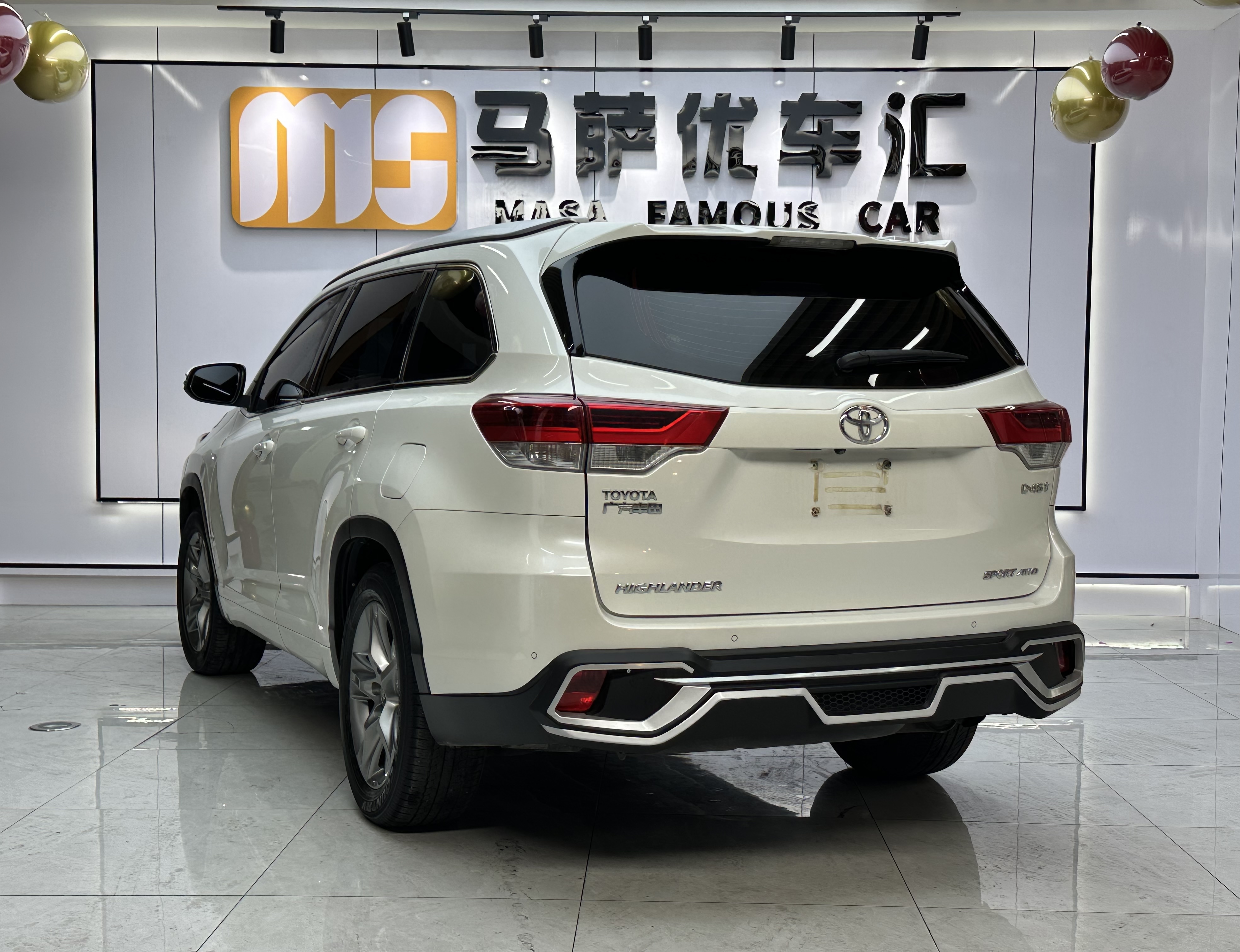 Toyota Highlander 2019 car image #3