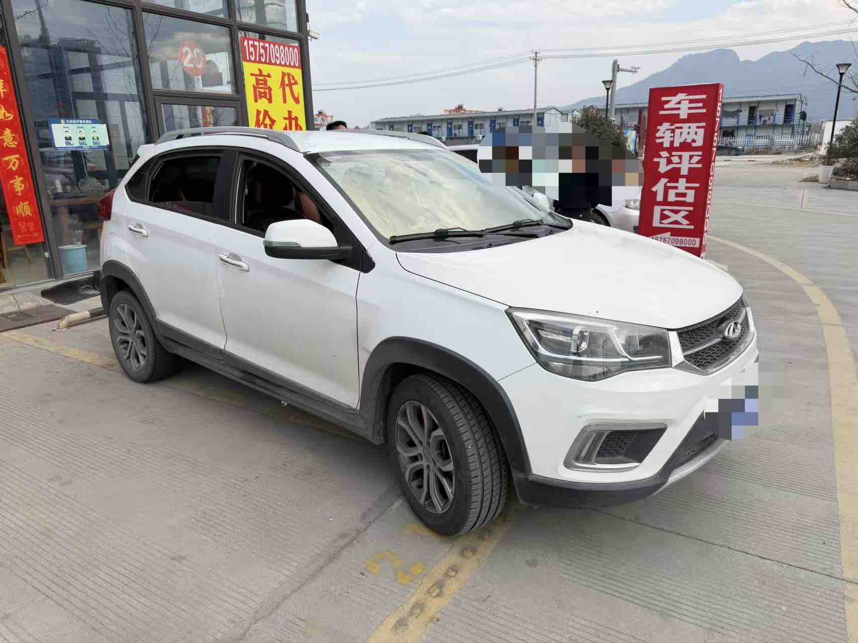 Chery Tiggo 3x 2018 car image #3