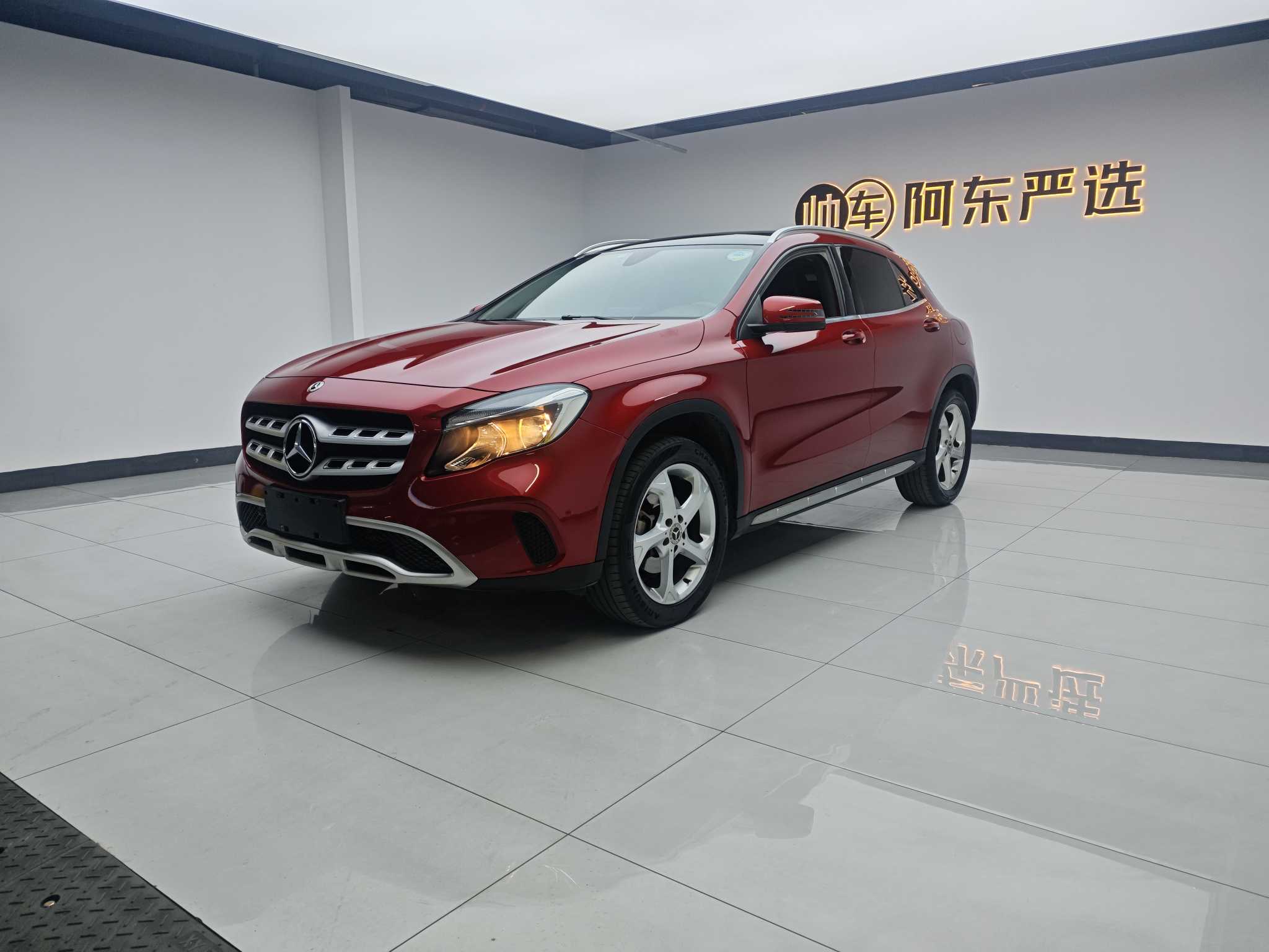 Mercedes-Benz GLA Class 2019 car image #3