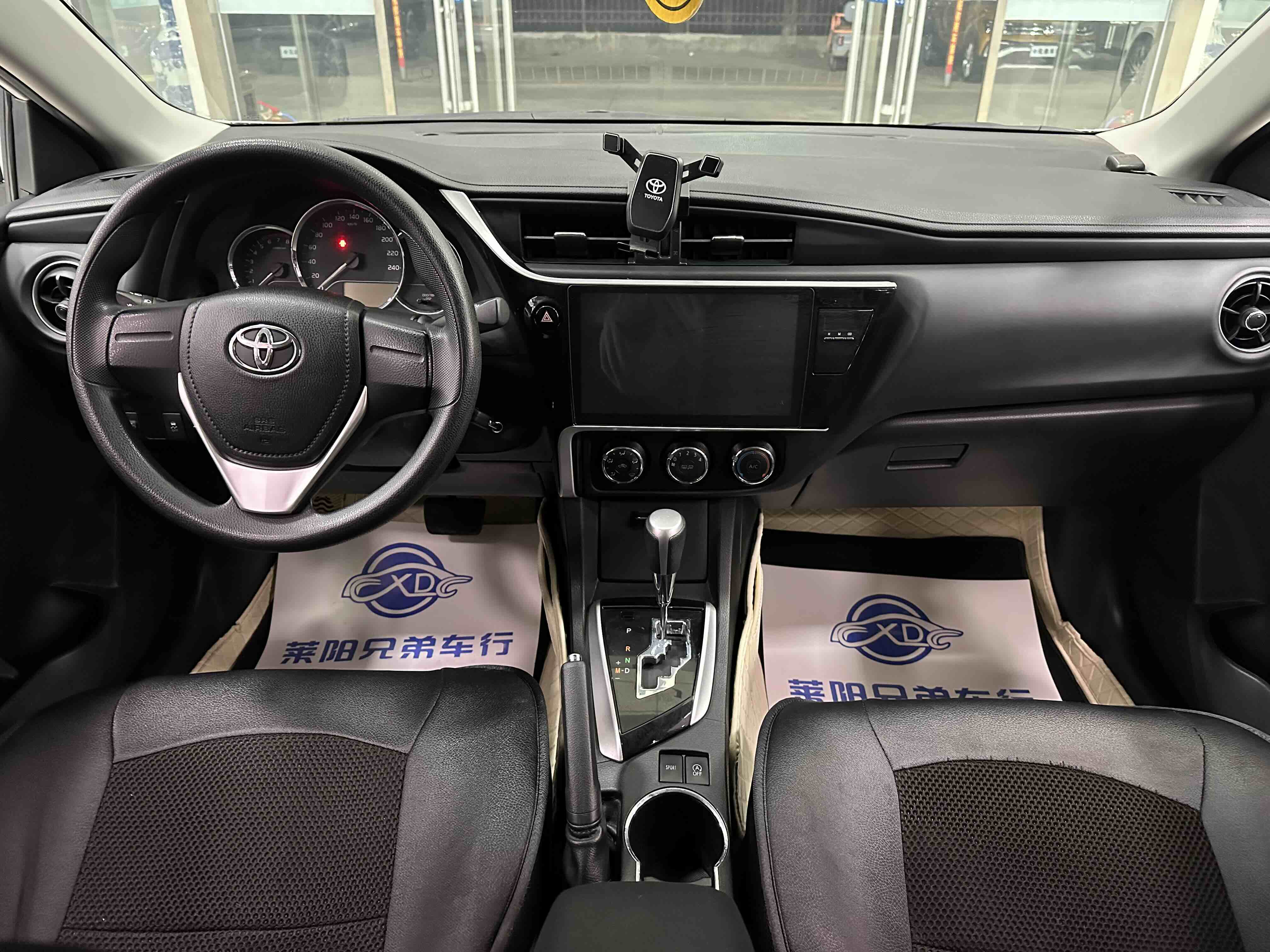Toyota Corolla 2018 #3 Toyota Corolla 2018 car image #3