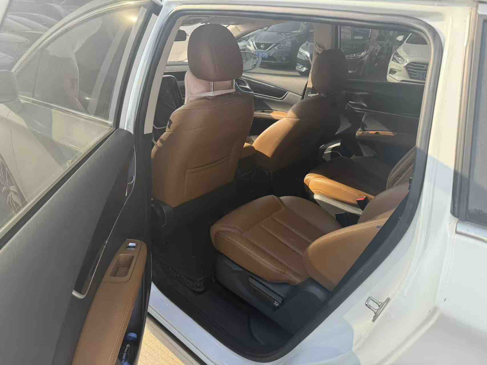 BYD Song MAX 2018 car image #3