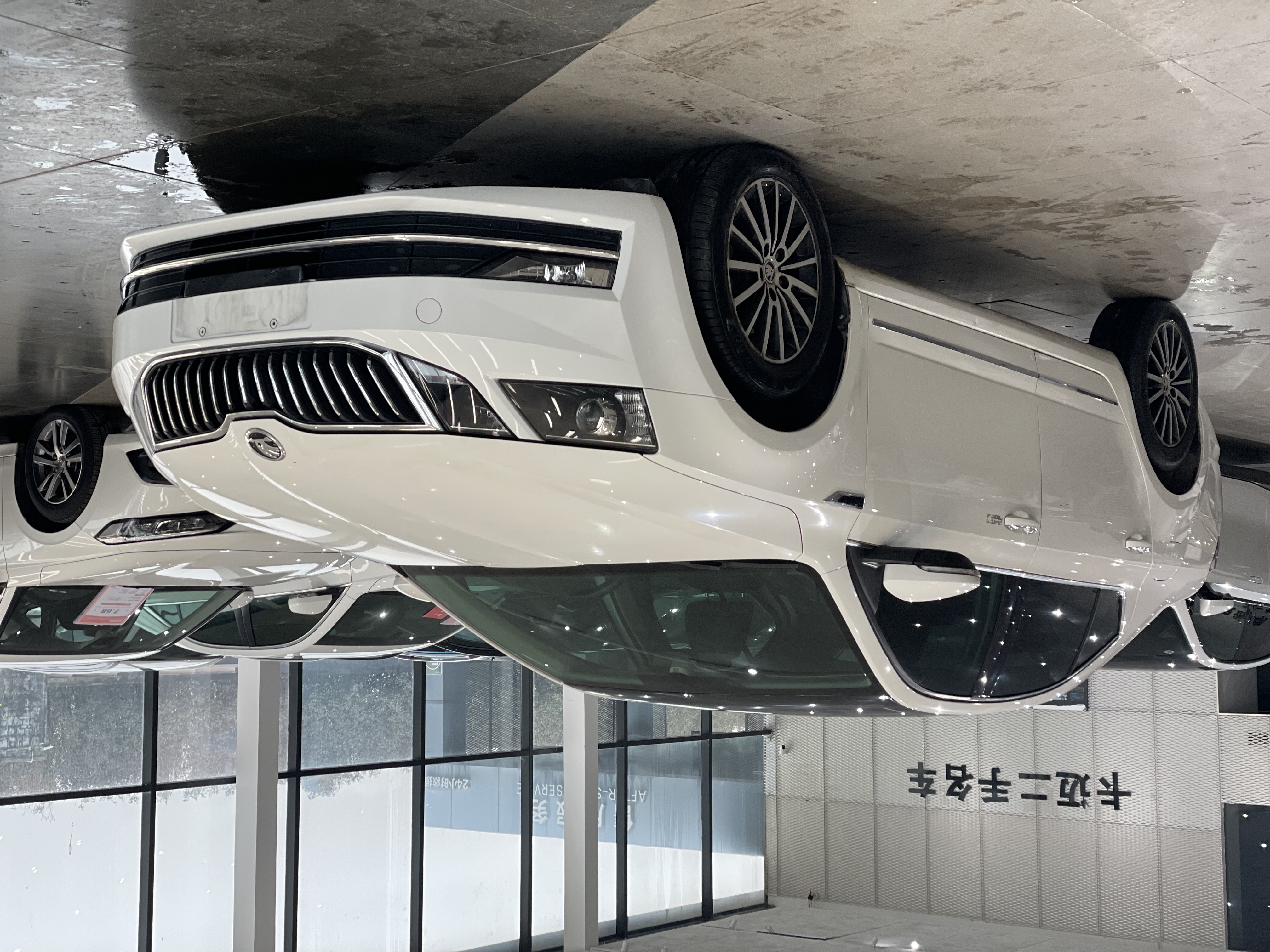 Skoda Octavia 2018 car image #3