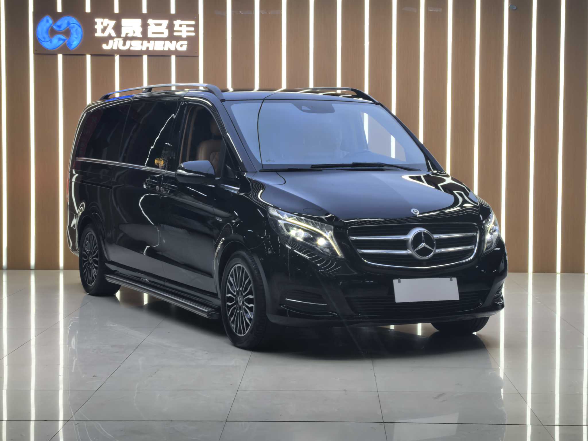 Mercedes-Benz V Class 2019 #3 Mercedes-Benz V Class 2019 car image #3