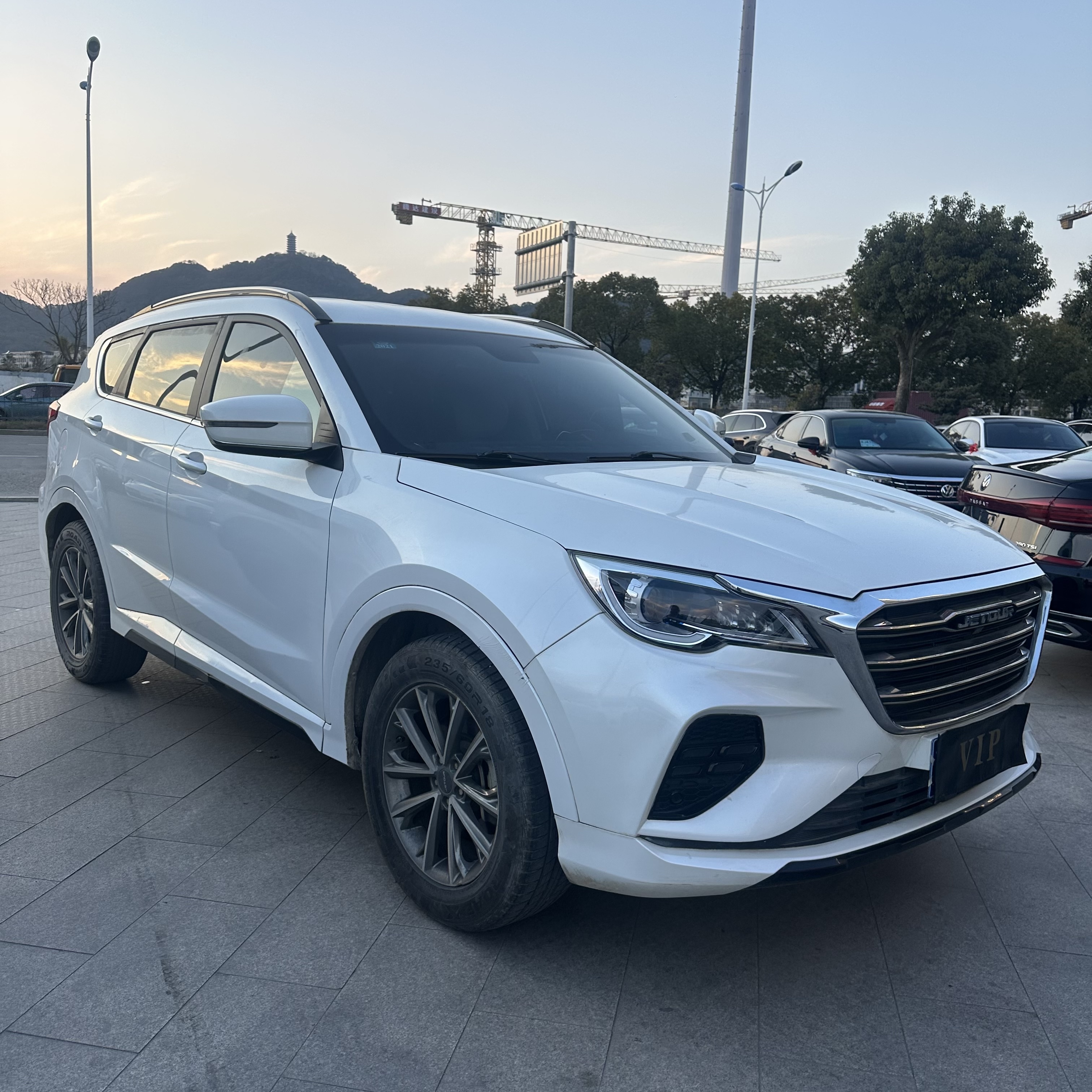 X70 2019 #3 X70 2019 car image #3