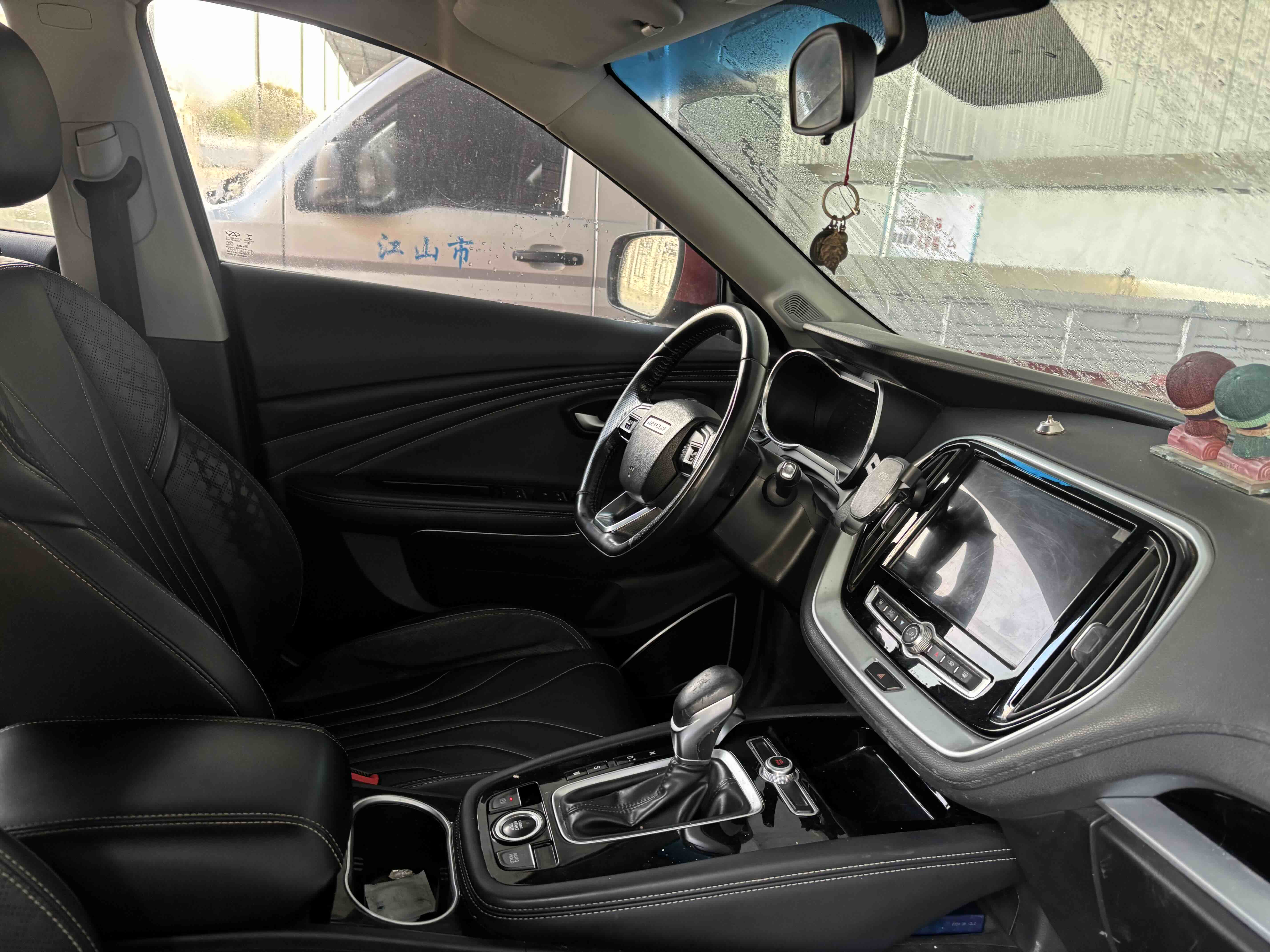 X70 2019 #3 X70 2019 car image #3