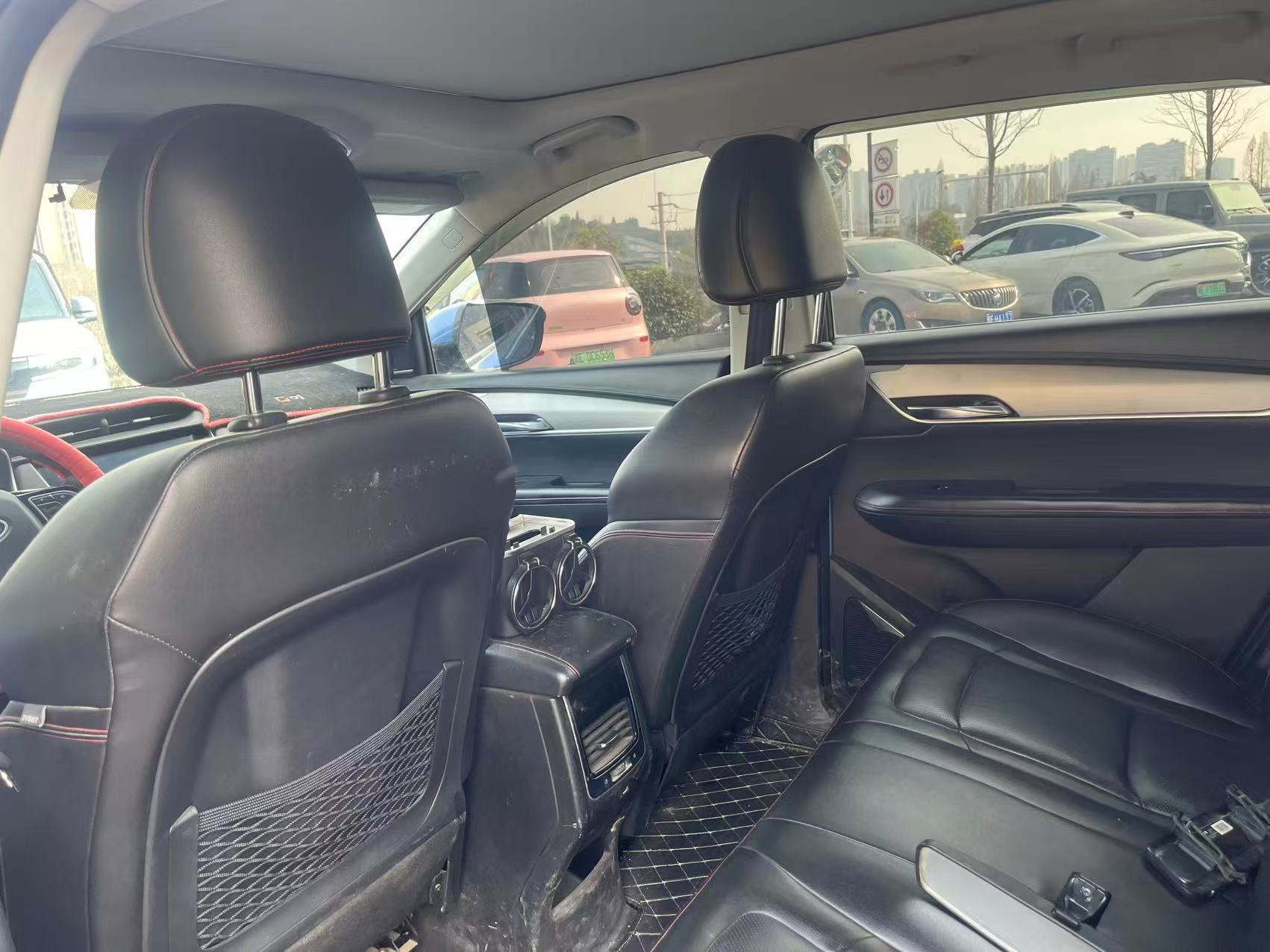 SWM G01 2019 image de voiture #3