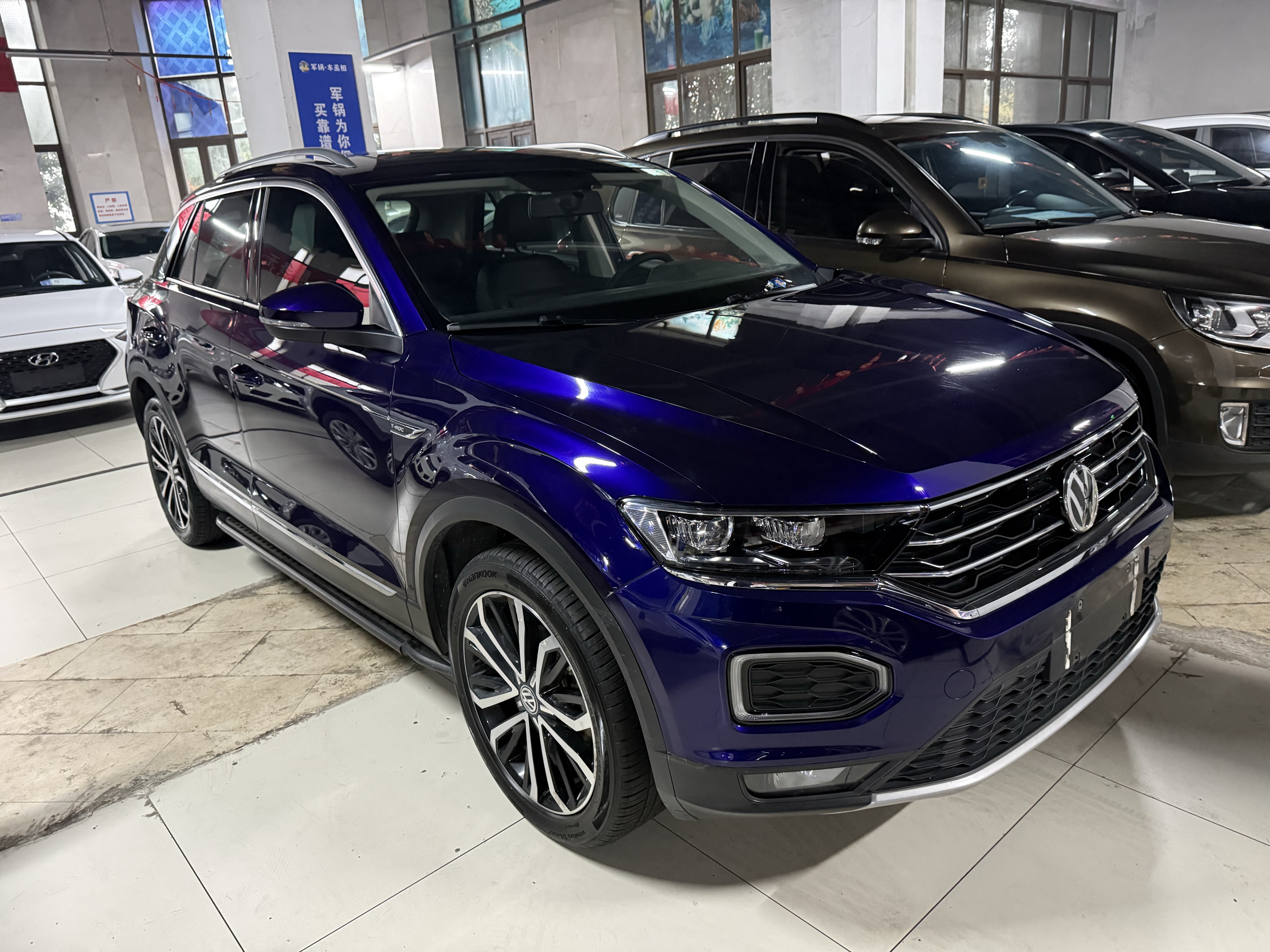 T-Roc 2019 #3 T-Roc 2019 car image #3