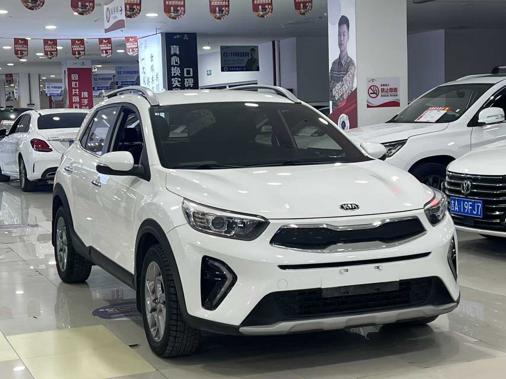 Kia KX1 2019 #3 Kia KX1 2019 car image #3