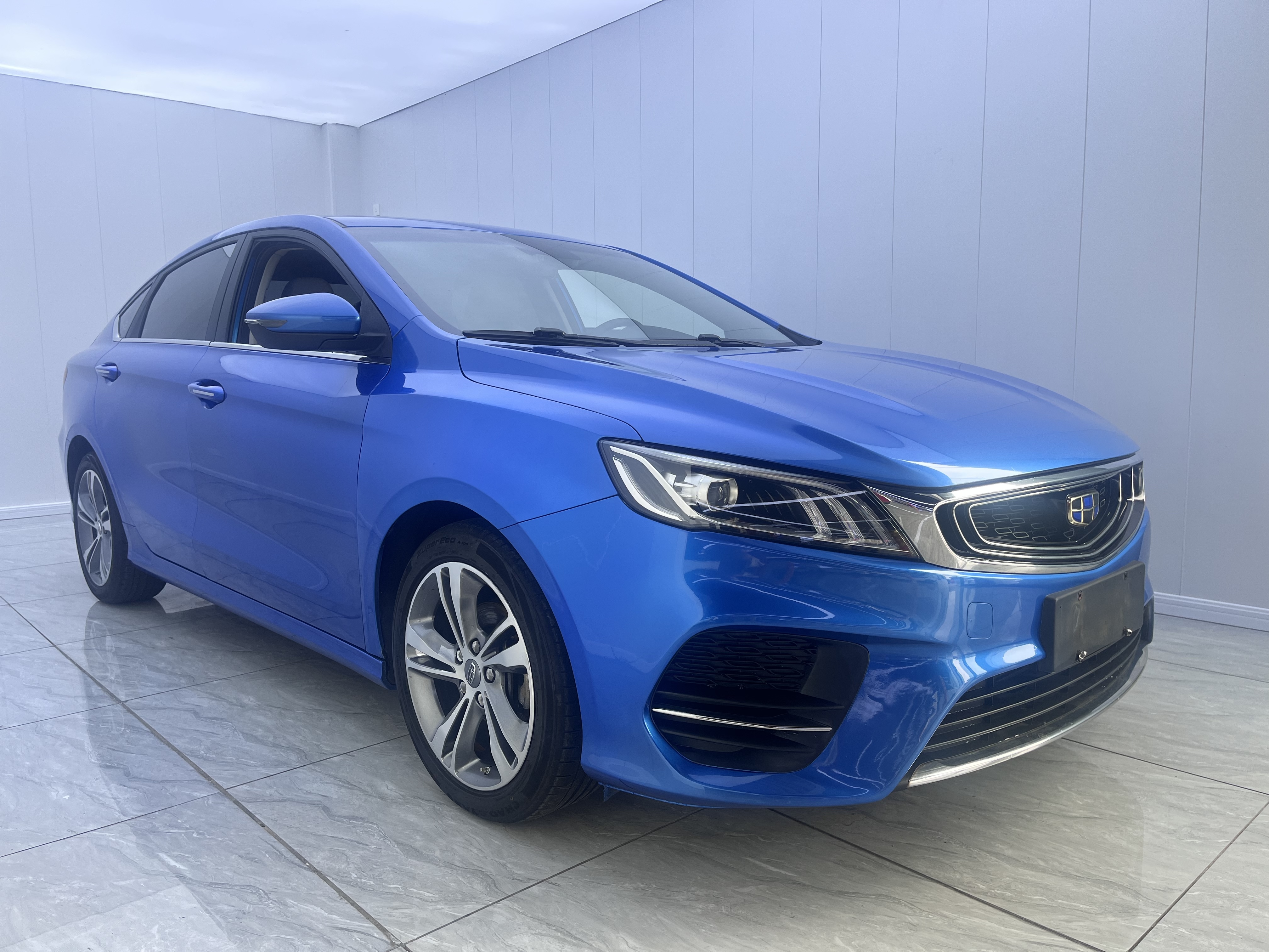 GEELY 2019 car image #3