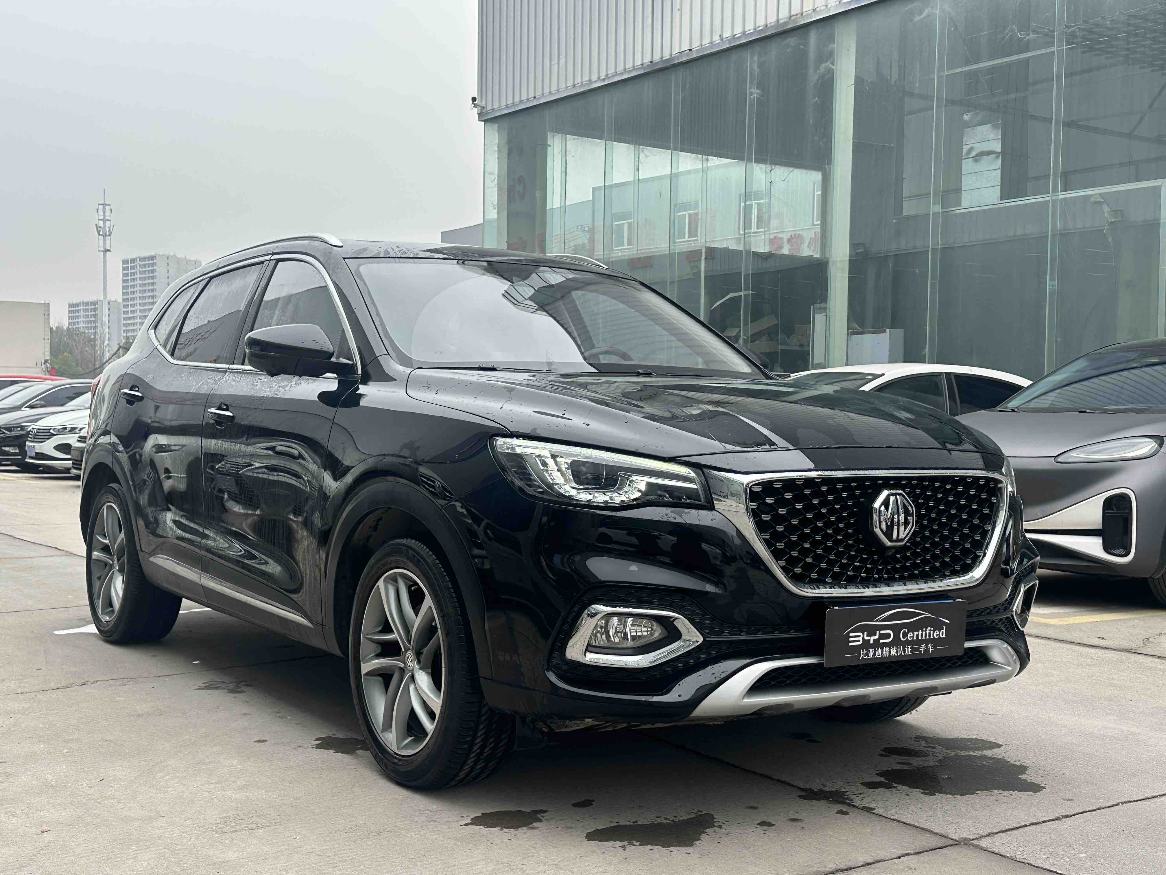 MG HS 2018 car image #3