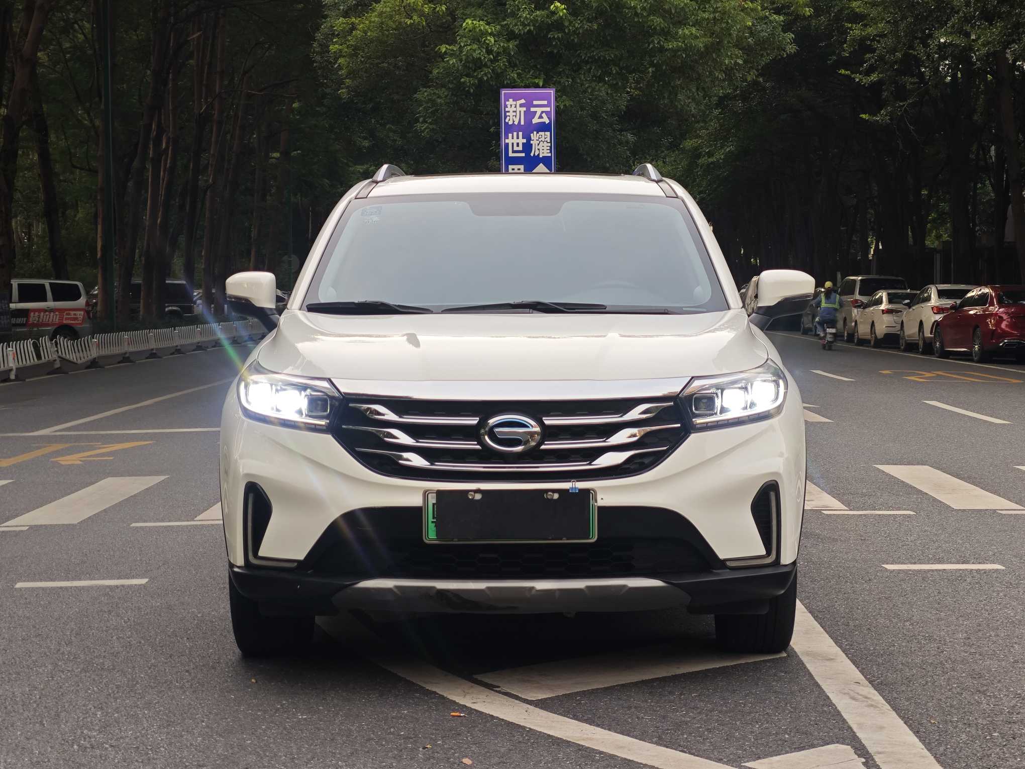 GAC Trumpchi GS4 New Energy 2018 car image #3