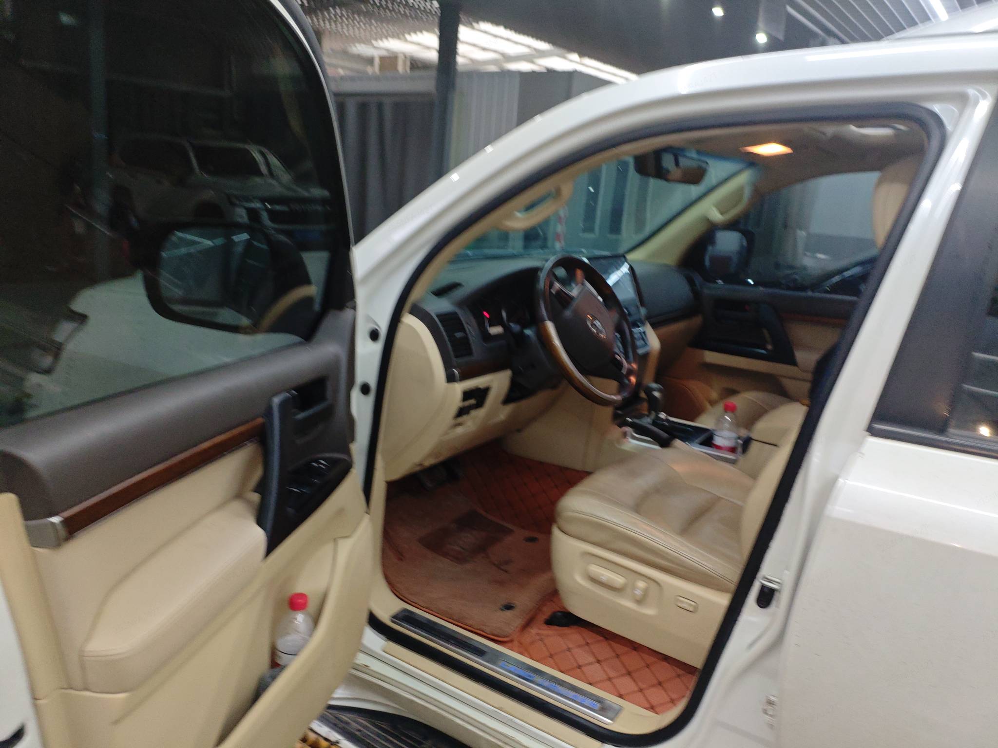 Toyota Land Cruiser 2017 immagine di auto #3