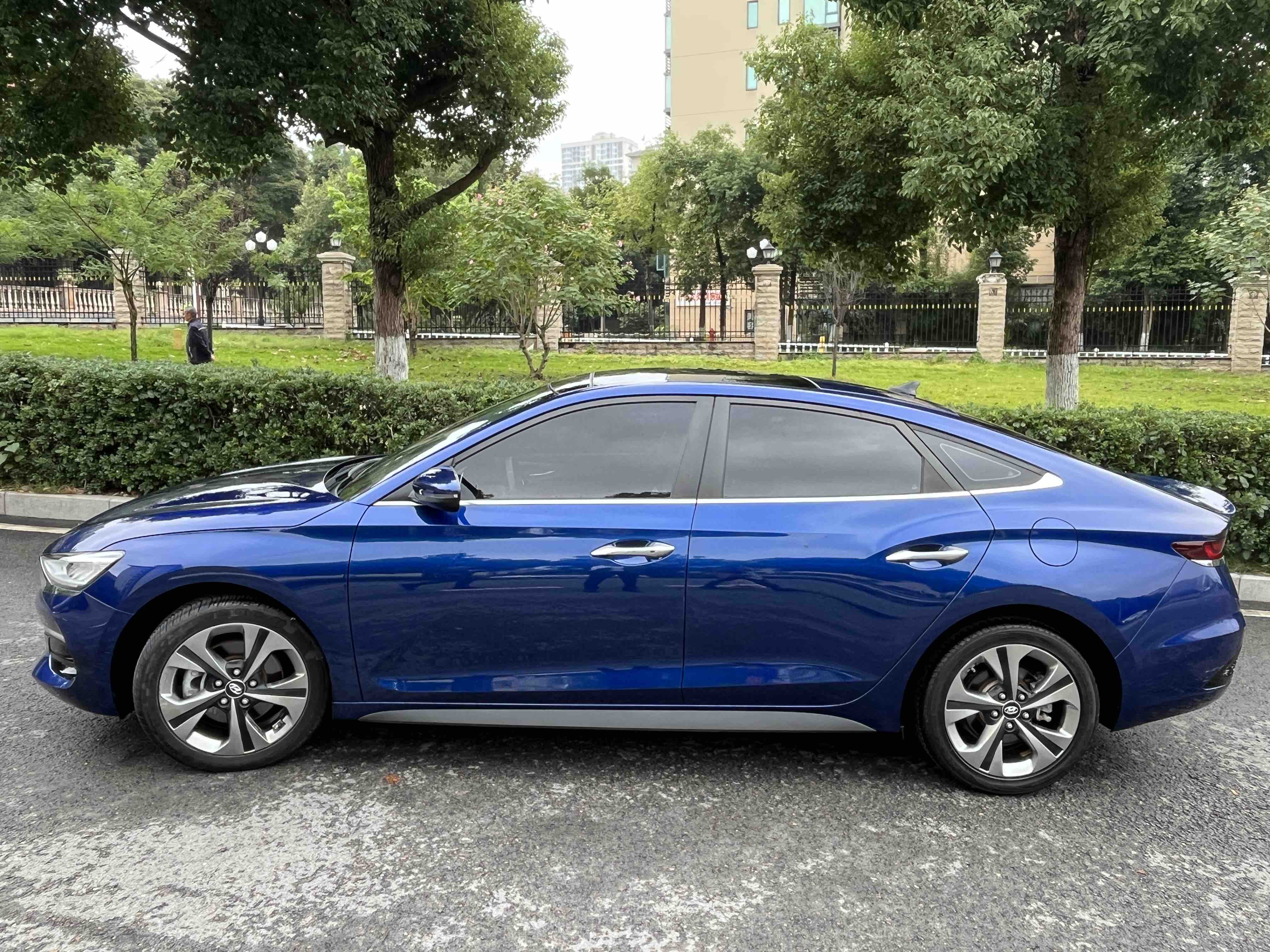 Hyundai Lafesta 2020 #3 Hyundai Lafesta 2020 immagine di auto #3