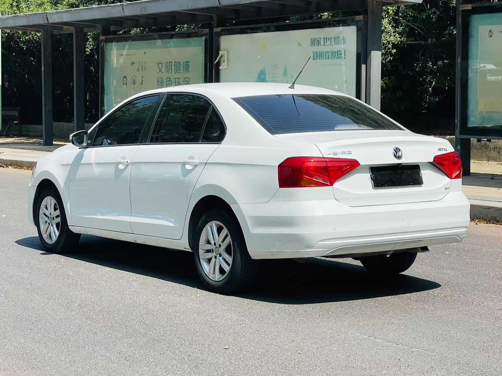 Jetta Jetta 2019 #3 Jetta Jetta 2019 car image #3