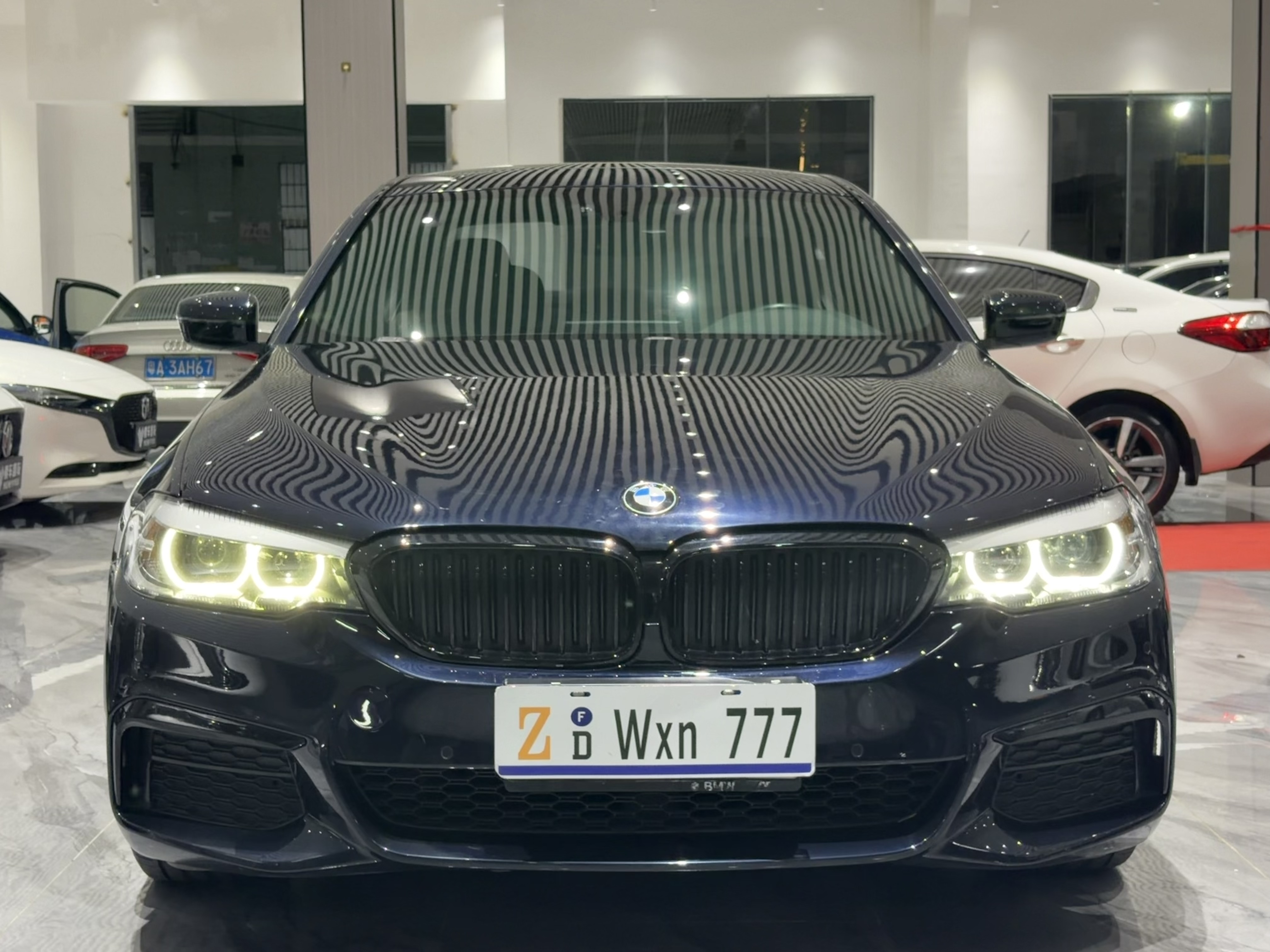 BMW 5 Series 2019 #3 BMW 5 Series 2019 car image #3