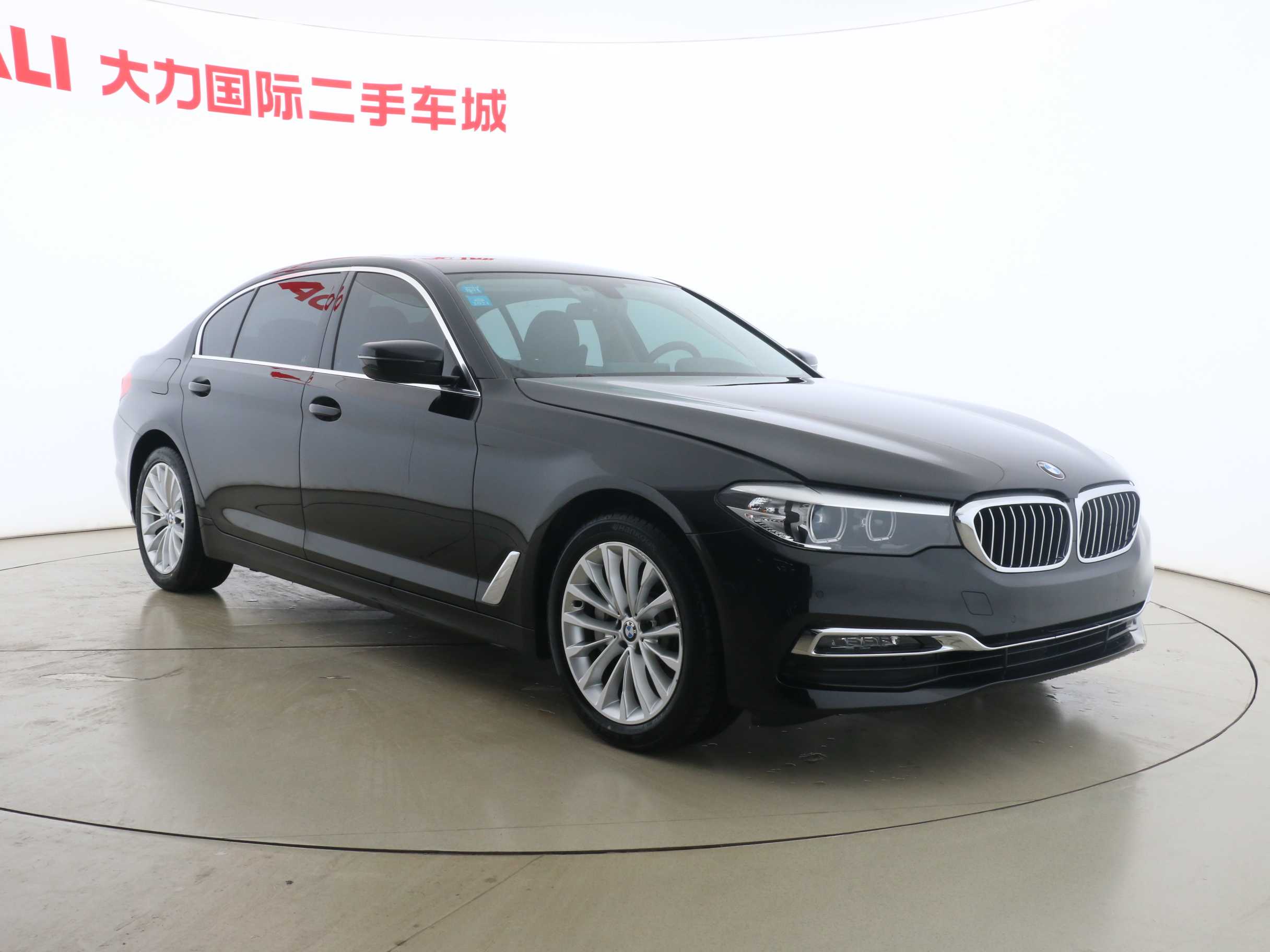 BMW 5 Series 2019 car image #3