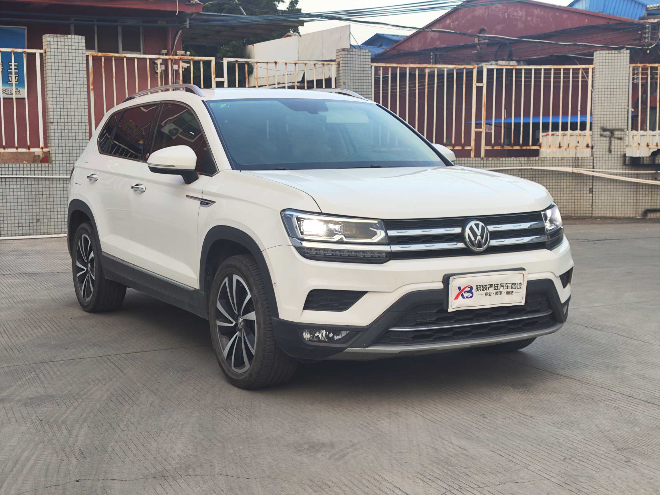 Volkswagen Tharu 2019 car image #3