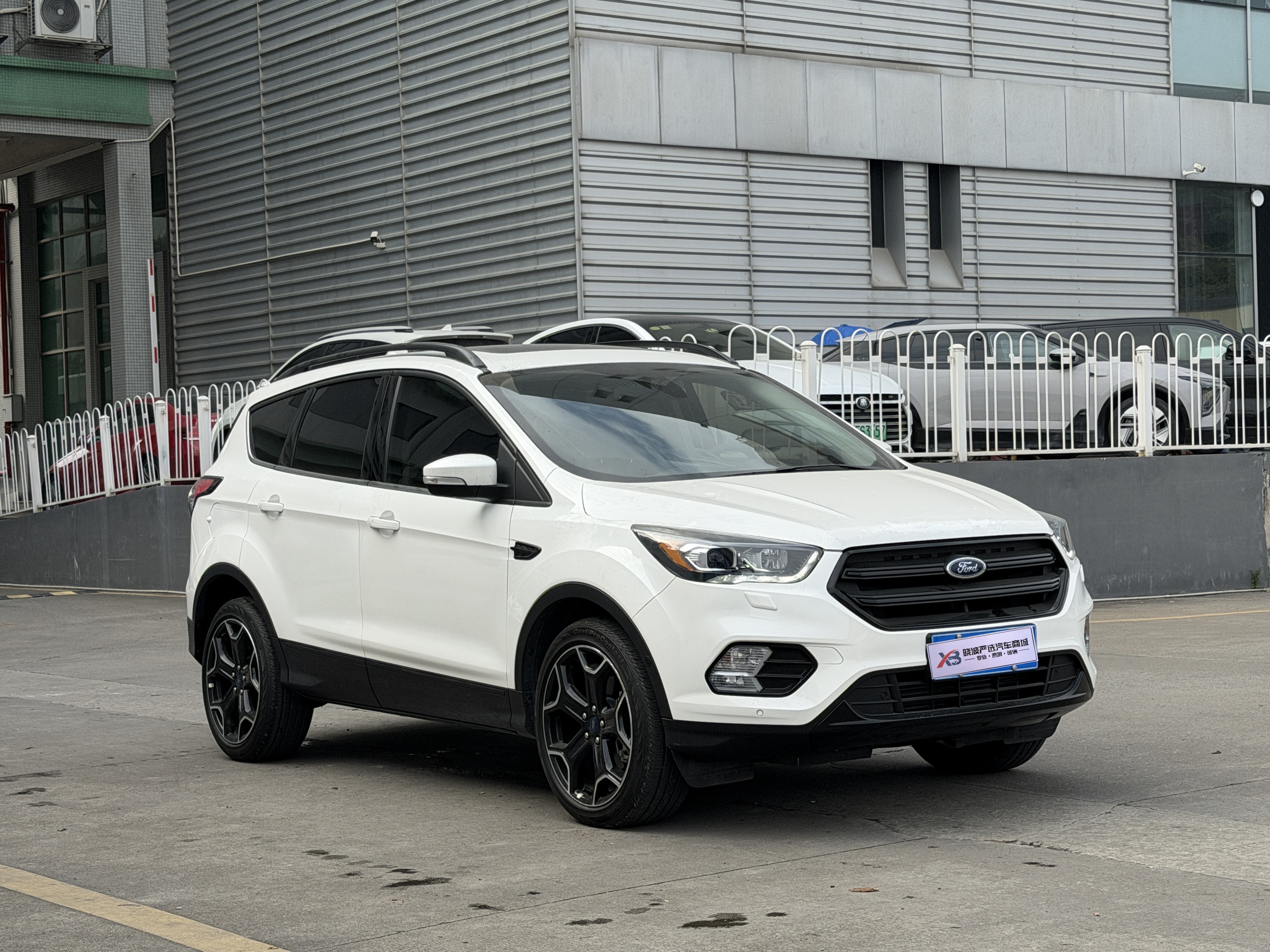 Ford Kuga 2019 #3 Ford Kuga 2019 car image #3