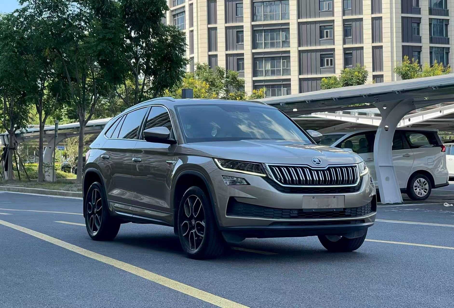 Skoda Kodiaq GT 2019 изображение автомобиля #3