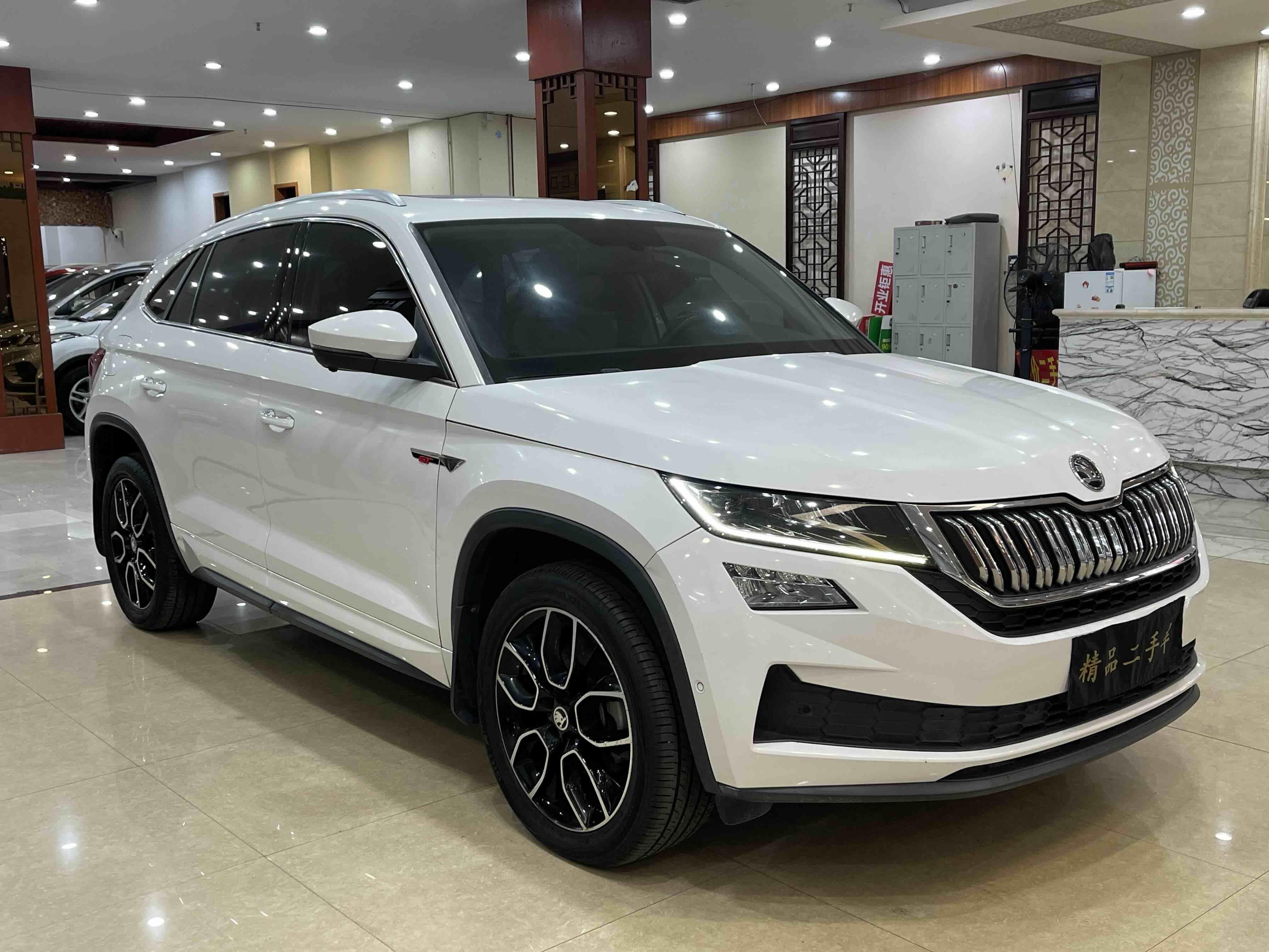 Skoda Kodiaq GT 2019 #3 Skoda Kodiaq GT 2019 car image #3