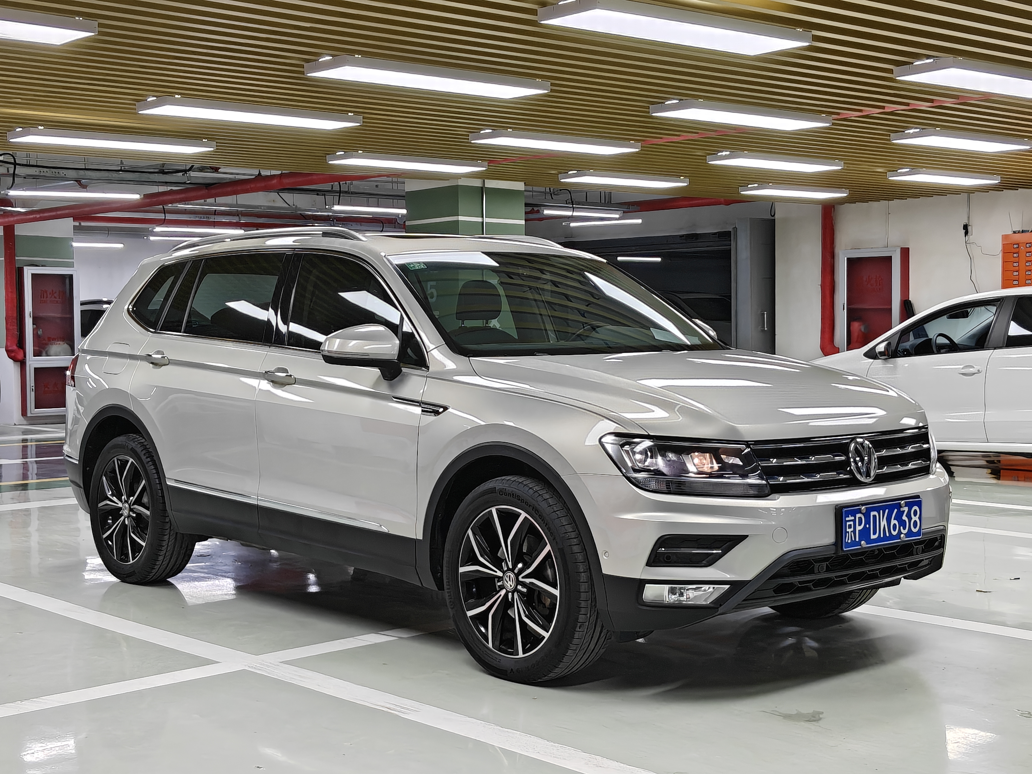 Volkswagen Tiguan L 2019 #3 Volkswagen Tiguan L 2019 car image #3