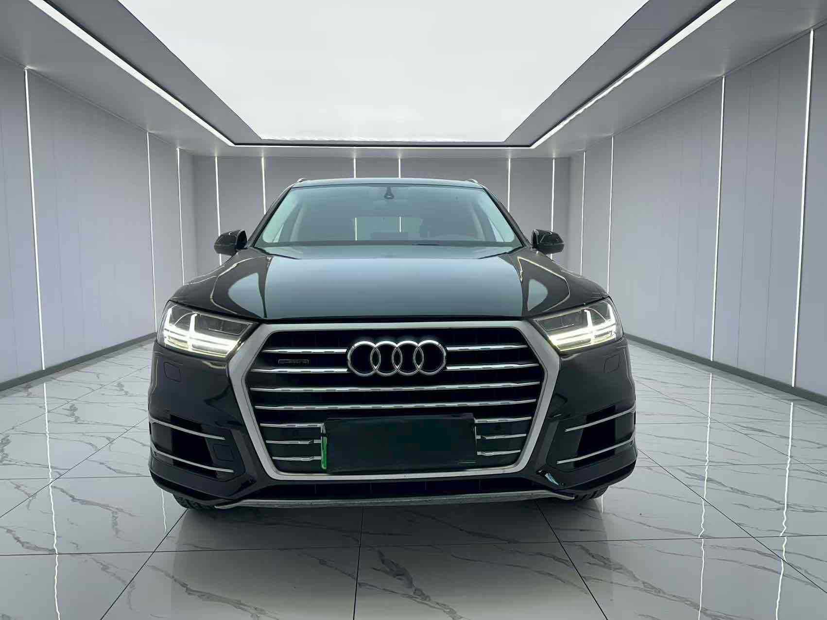 Audi Q7 New Energy 2019 car image #3