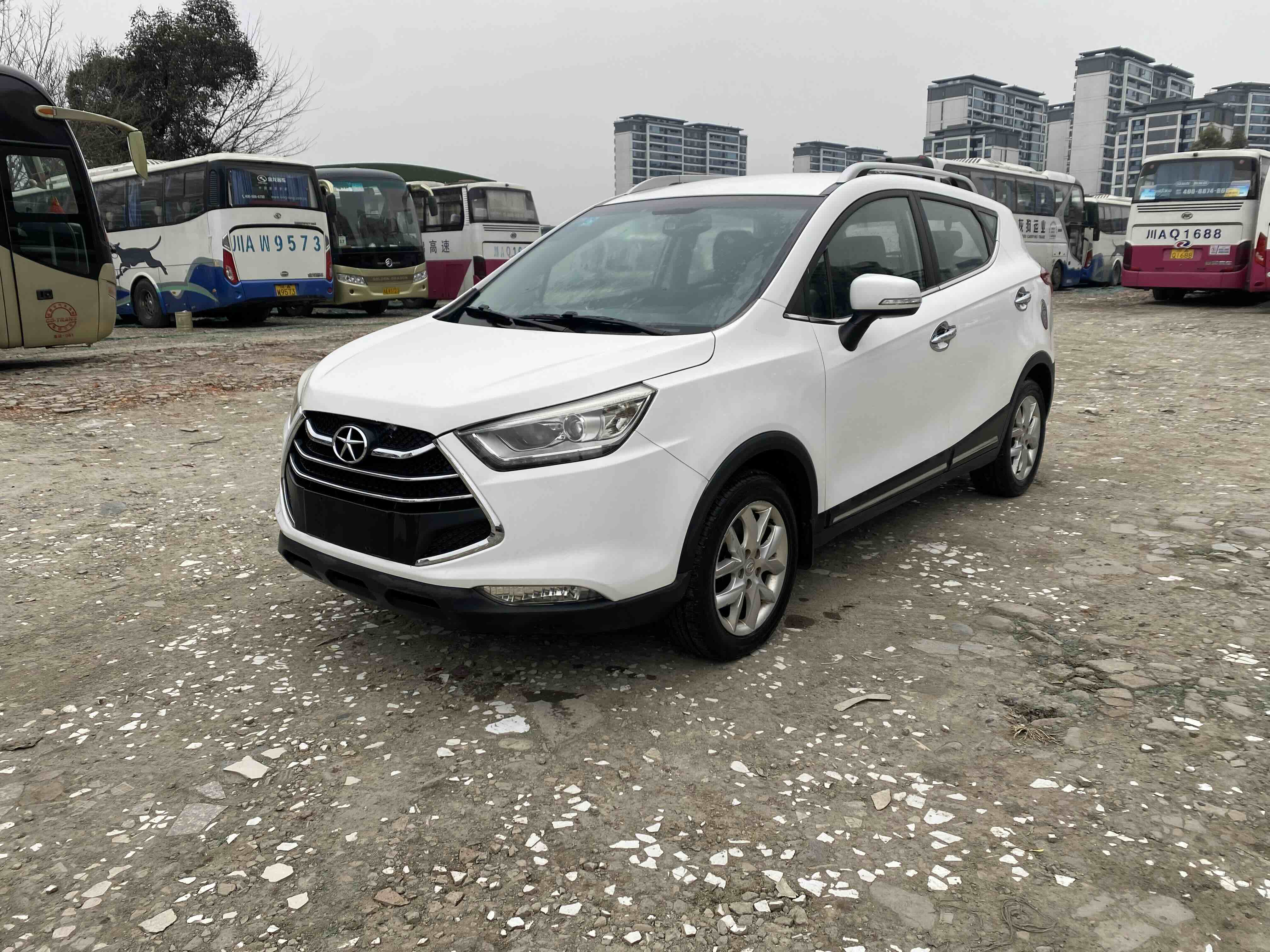 JAC 2014 #3 JAC 2014 car image #3