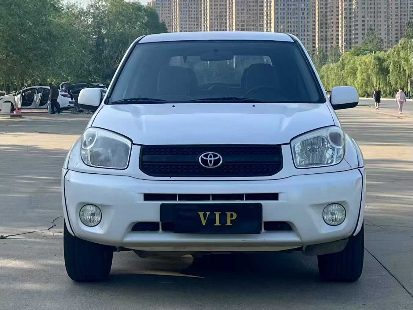 Toyota RAV4 (Imported) 2005 image de voiture #3