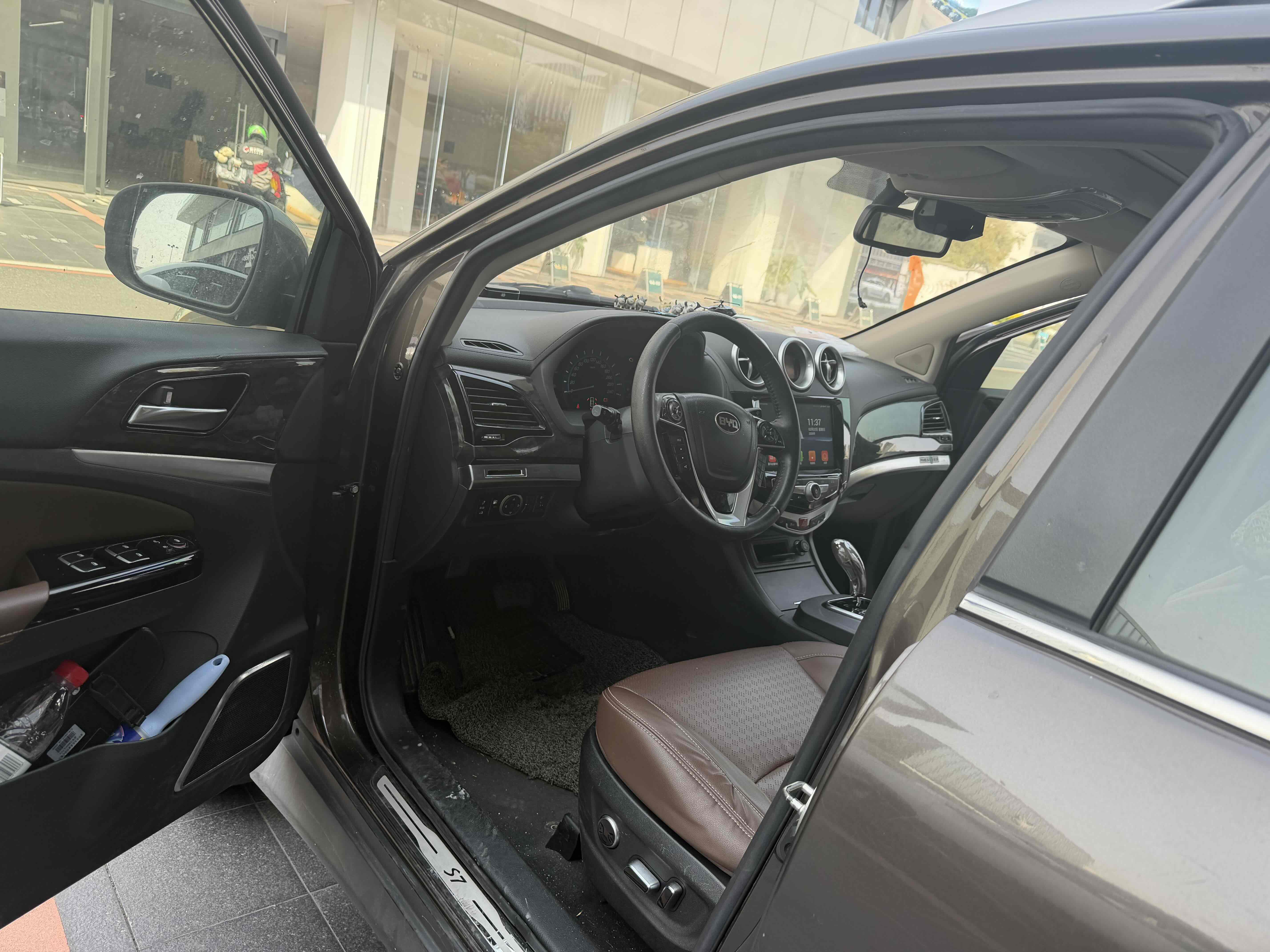 BYD S7 2017 car image #3