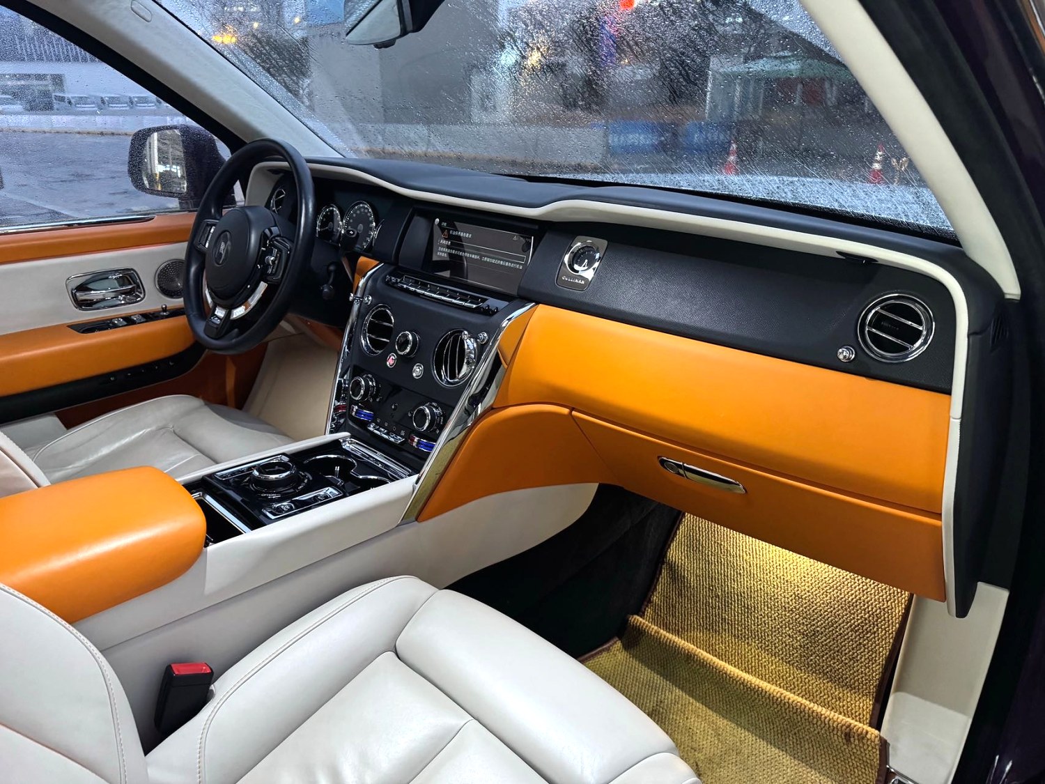 Volkswagen Cullinan 2019 car image #3