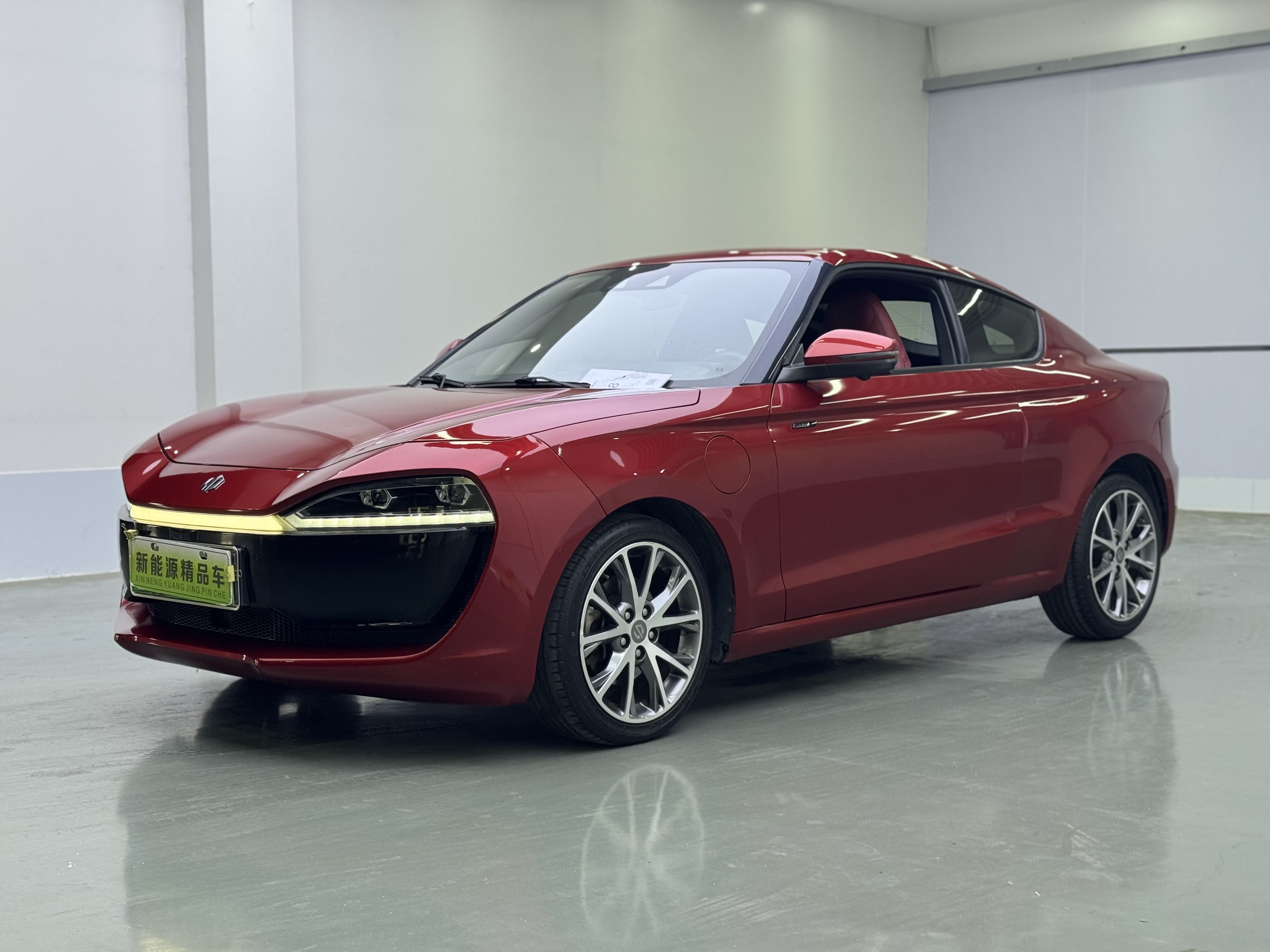 零跑汽车 零跑S01 2021 汽车图片 #3