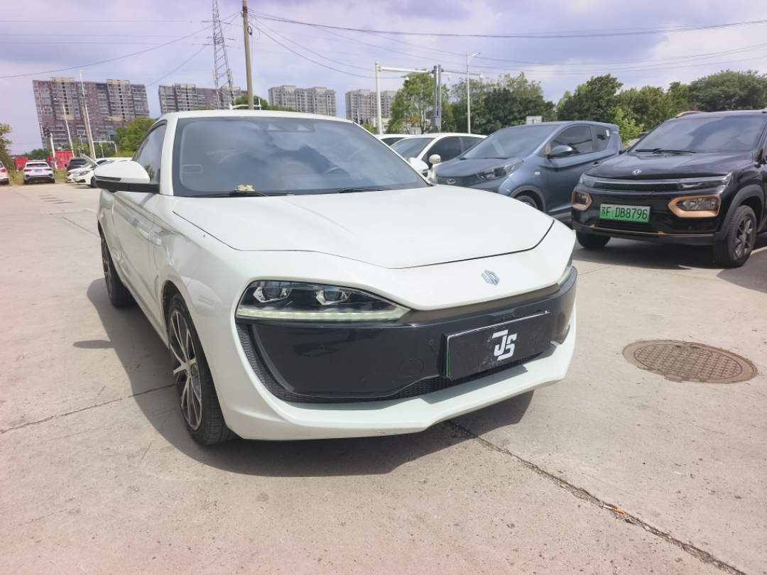 零跑汽车 零跑S01 2020 汽车图片 #3