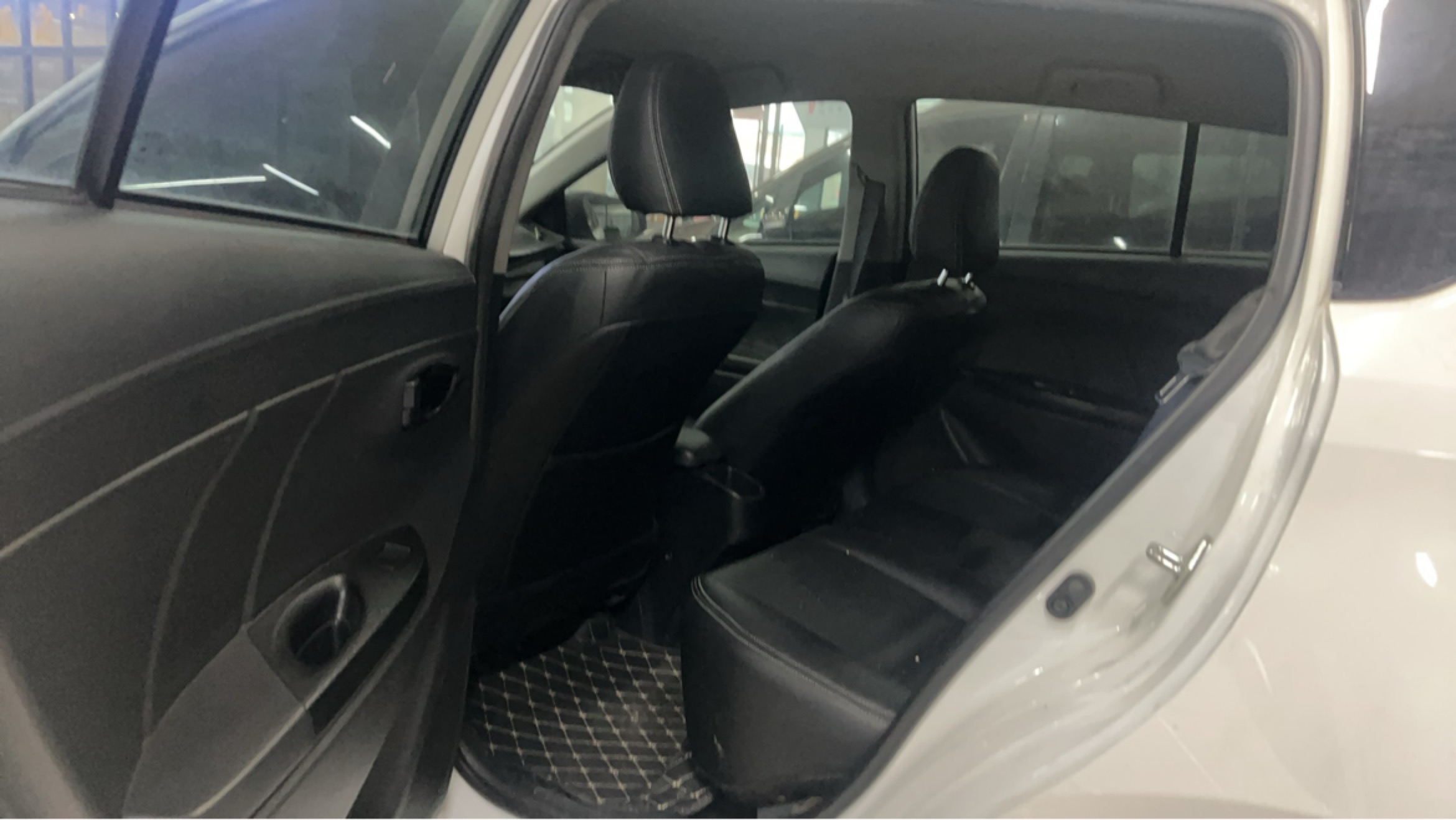 Toyota Yaris L Zhixuan 2019 #3 Toyota Yaris L Zhixuan 2019 car image #3