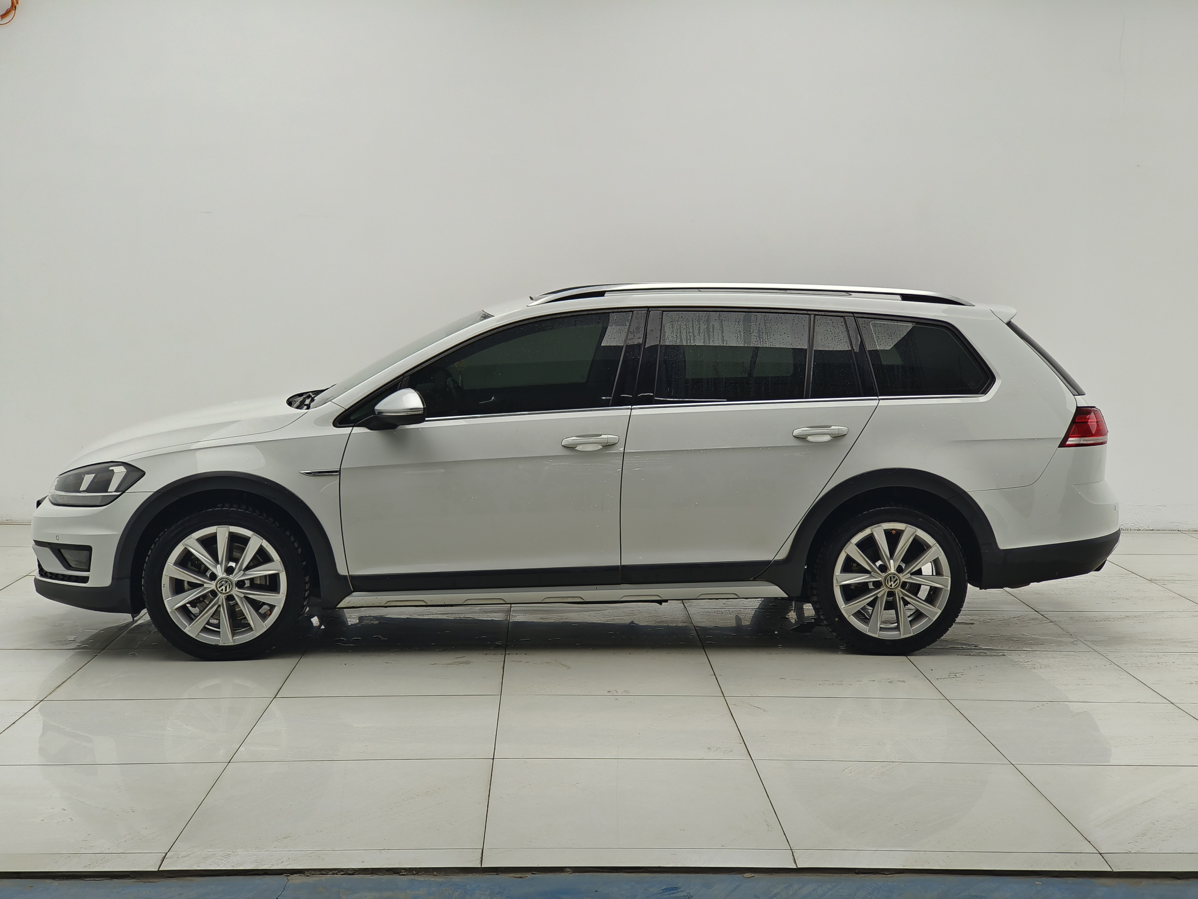 Volkswagen Golf (Imported) 2020 #3 Volkswagen Golf (Imported) 2020 immagine di auto #3