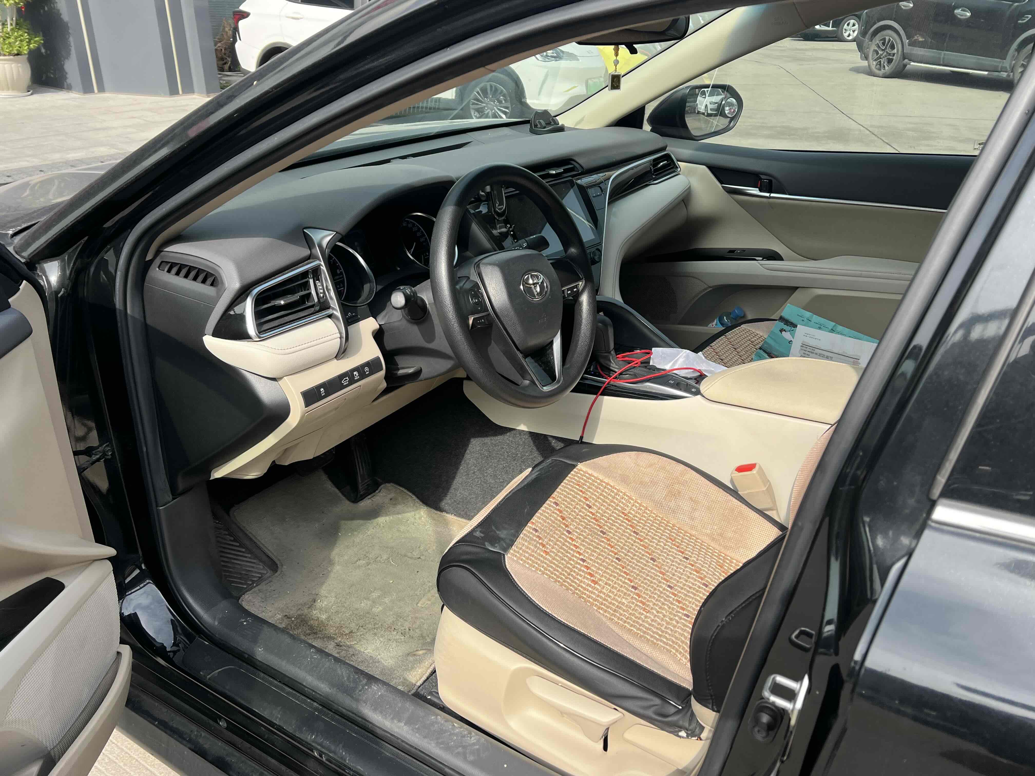 Toyota Camry 2019 car image #3