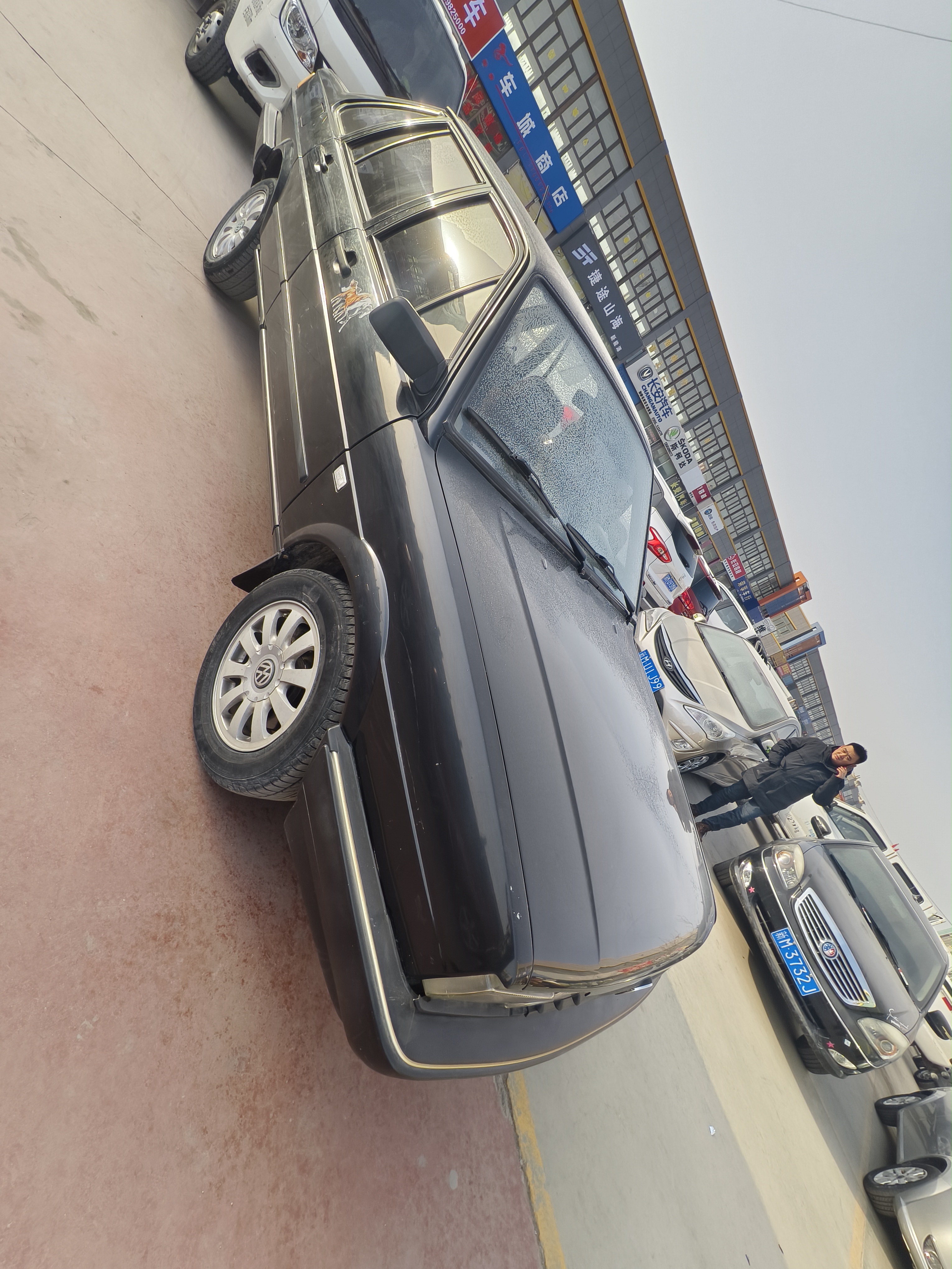 2013 car image #3