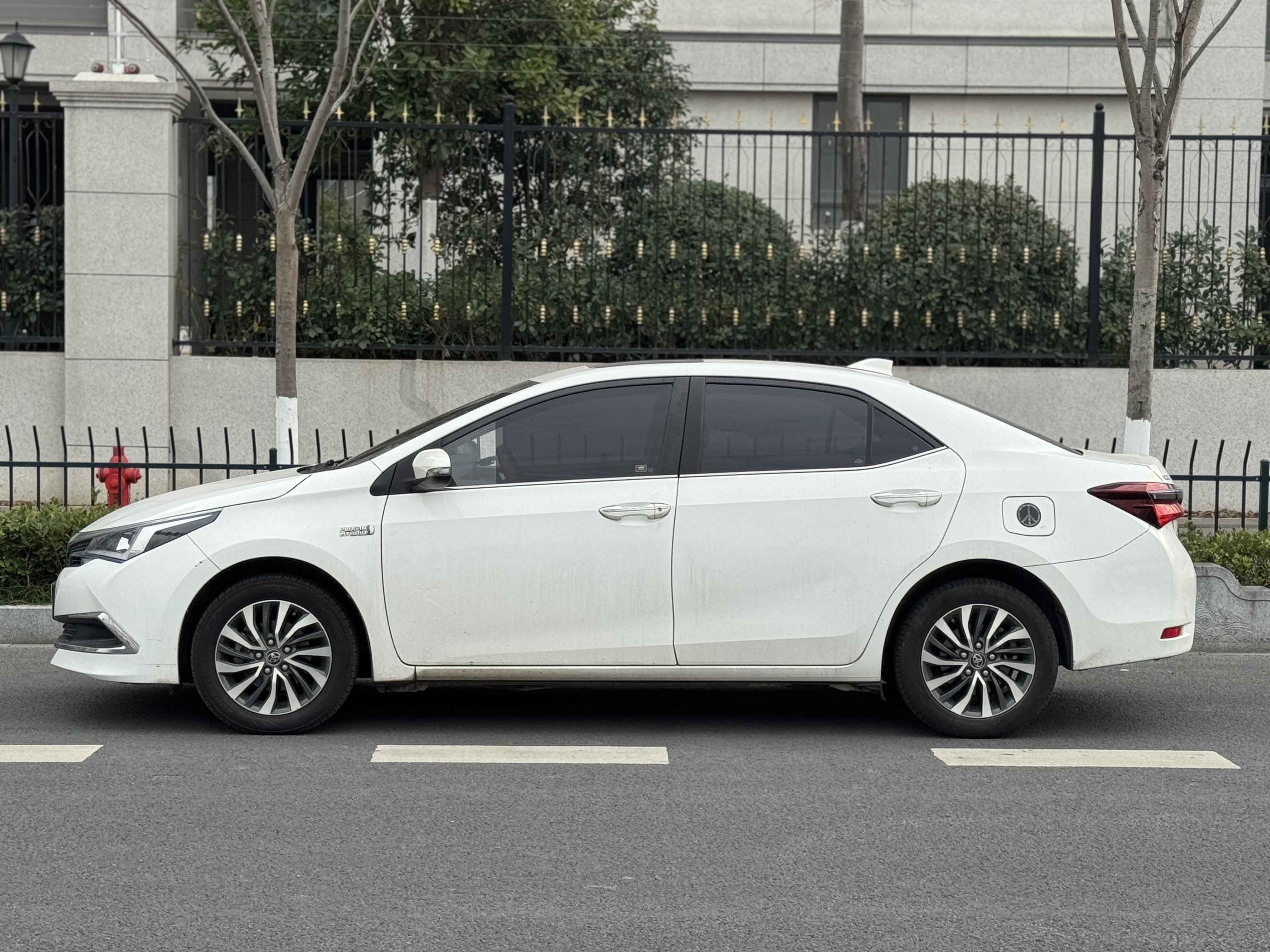 Toyota Corolla Hybird E+ 2019 изображение автомобиля #3