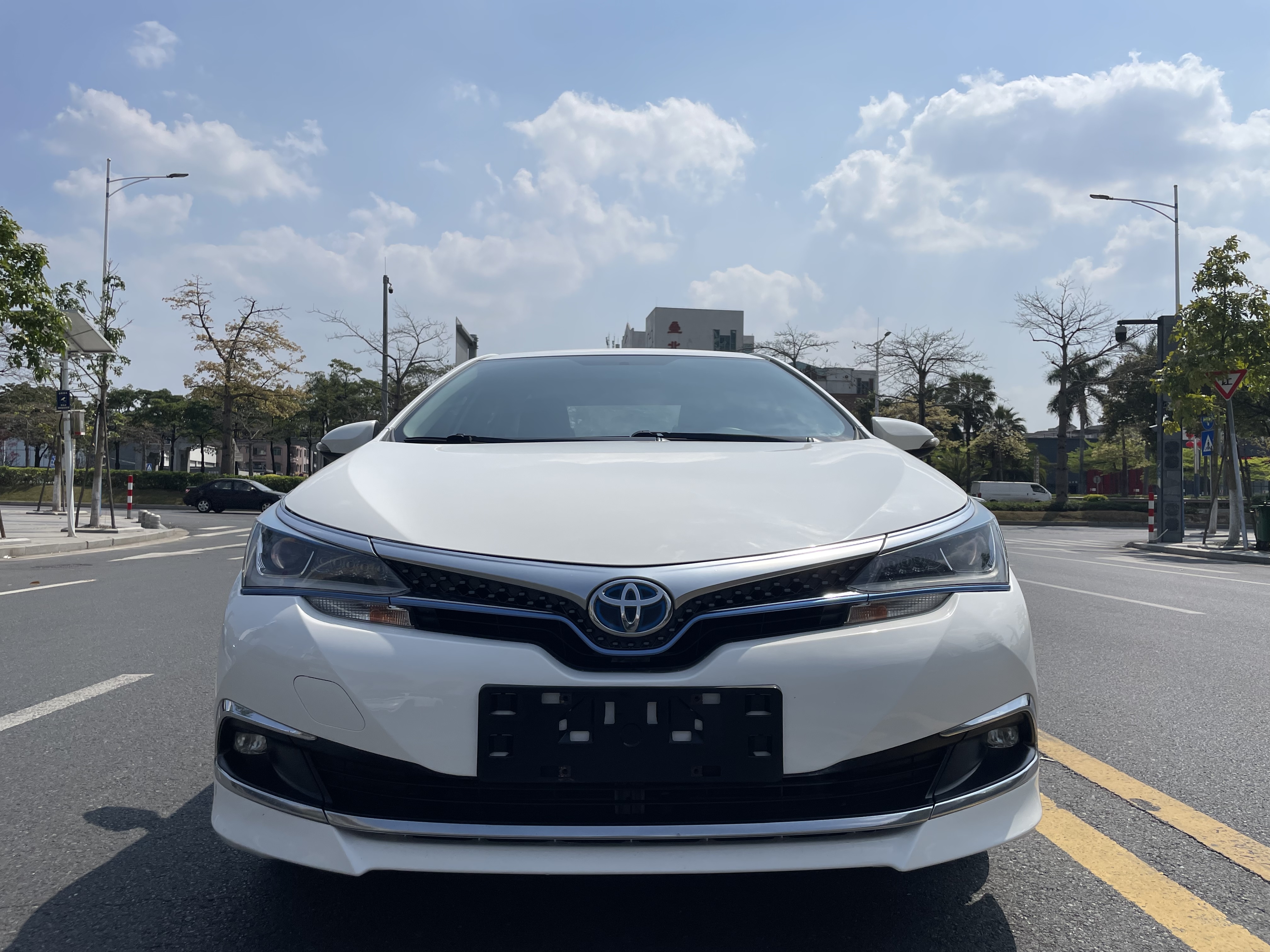 Toyota Corolla Hybird E+ 2019 car image #3