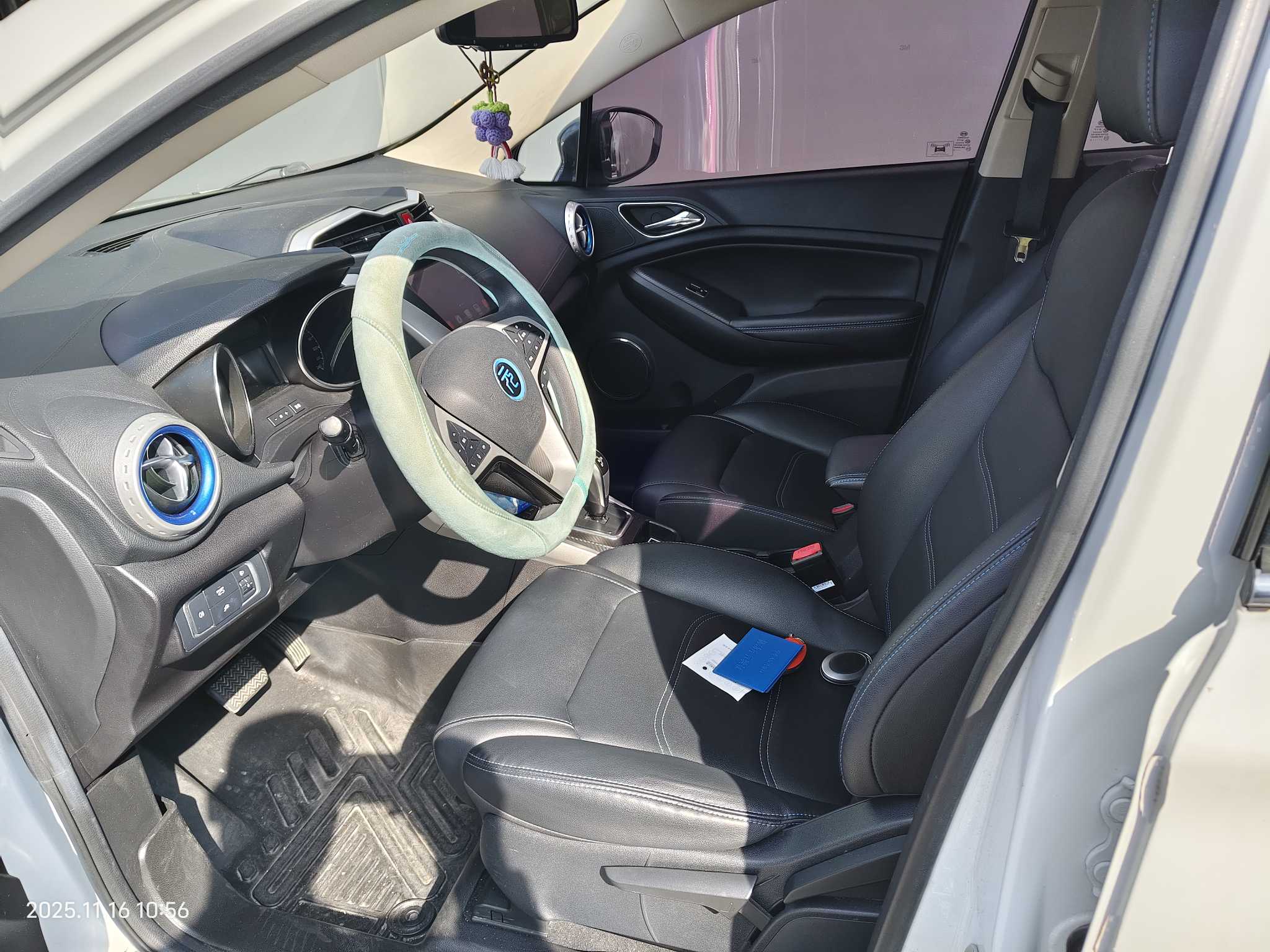 BYD Yuan New Energy 2019 #3 BYD Yuan New Energy 2019 car image #3