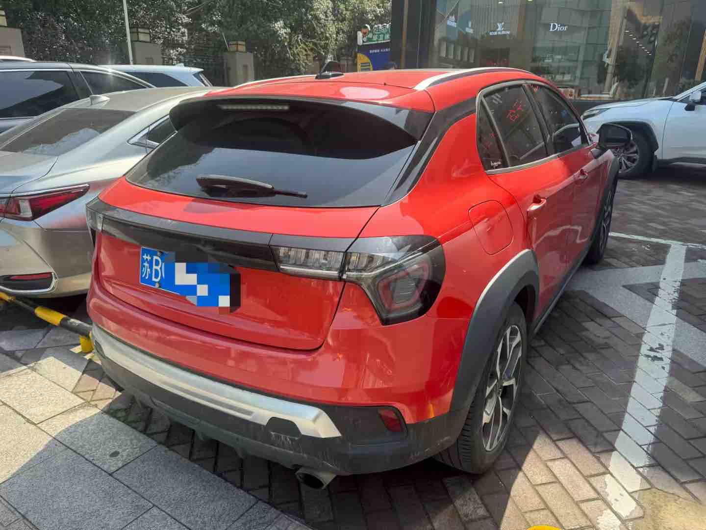 Lynk & Co 02 2019 car image #3