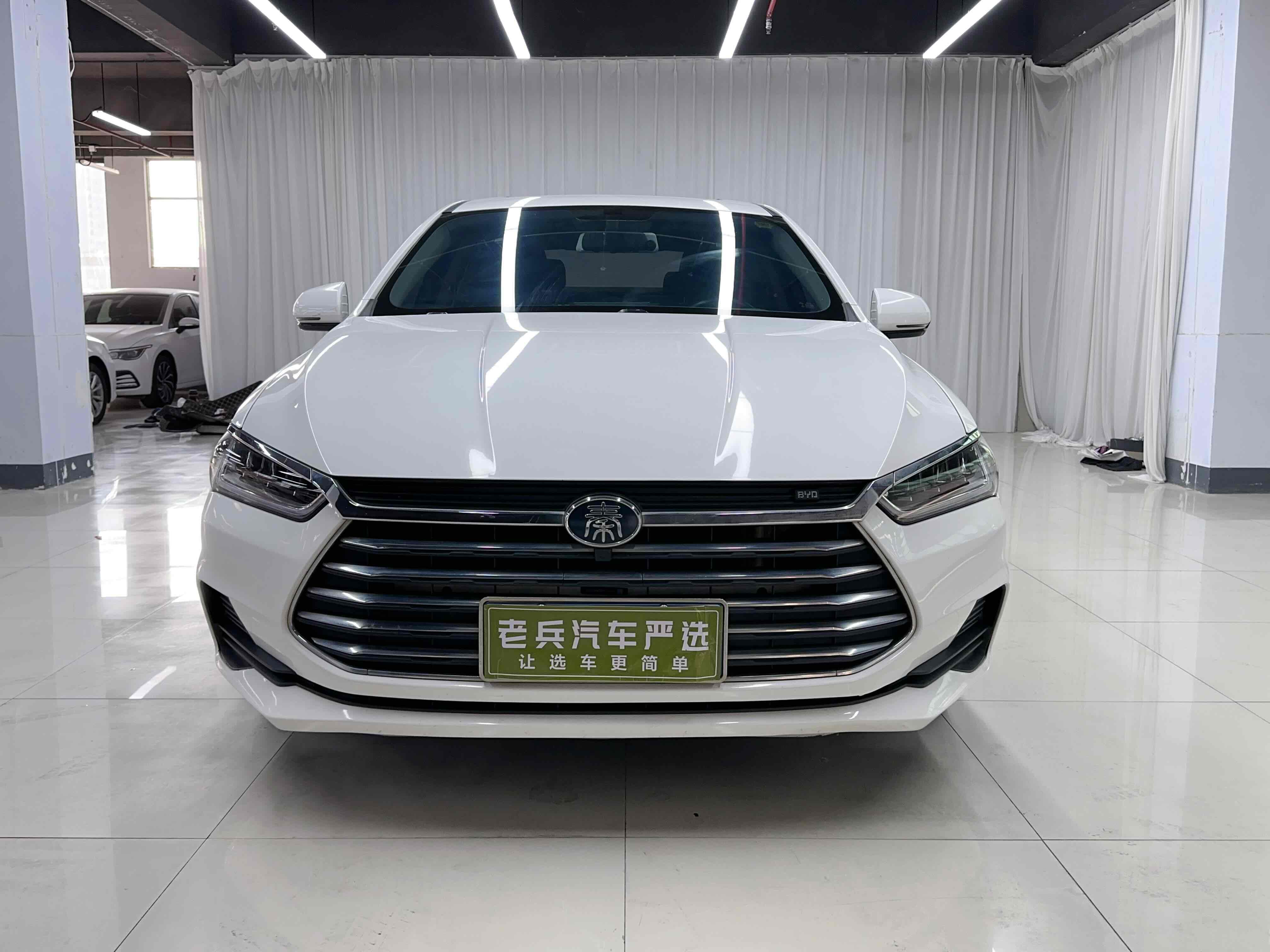 BYD Qin Pro 2019 #3 BYD Qin Pro 2019 car image #3