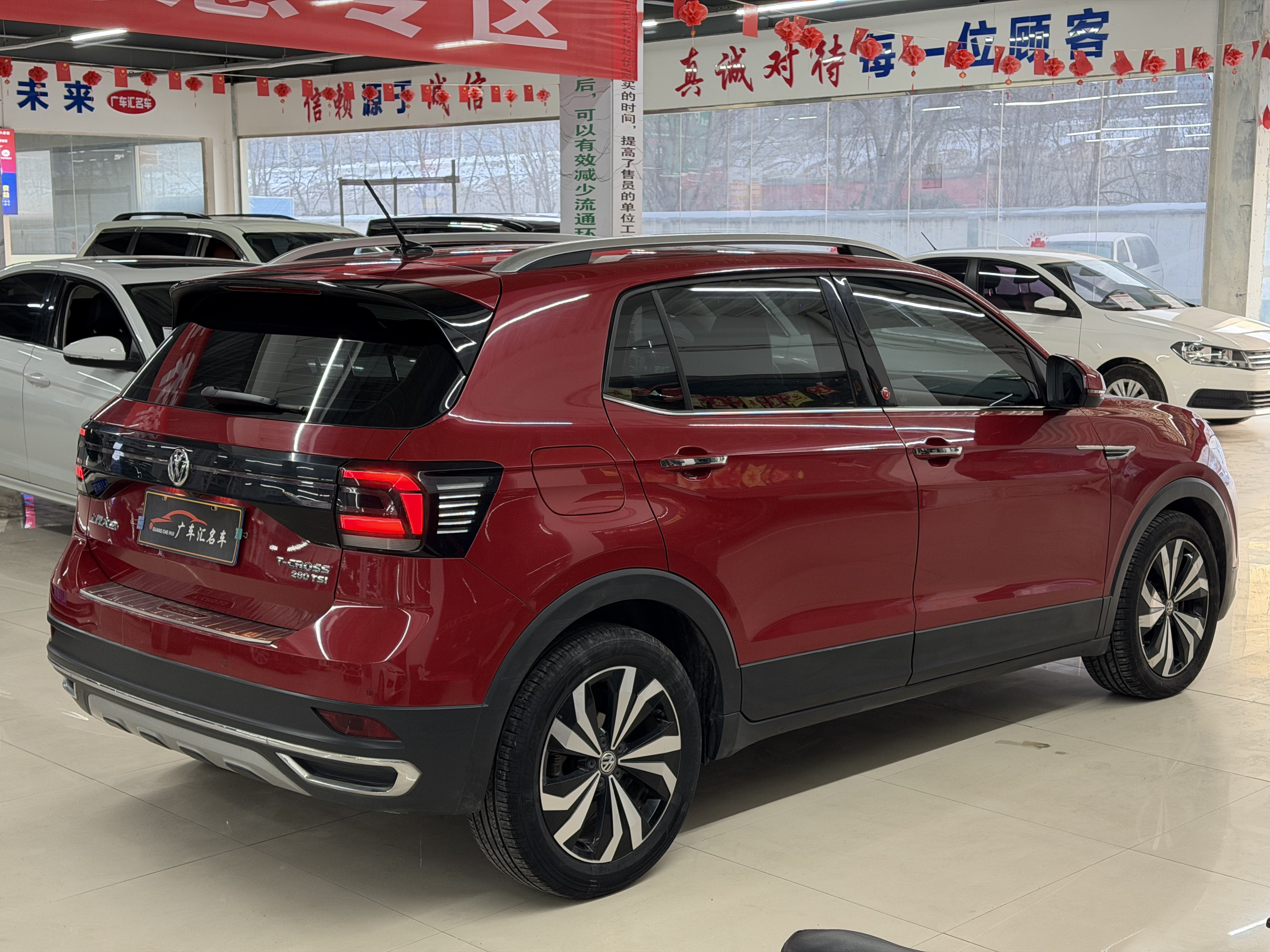 Volkswagen T-Cross 2019 car image #3