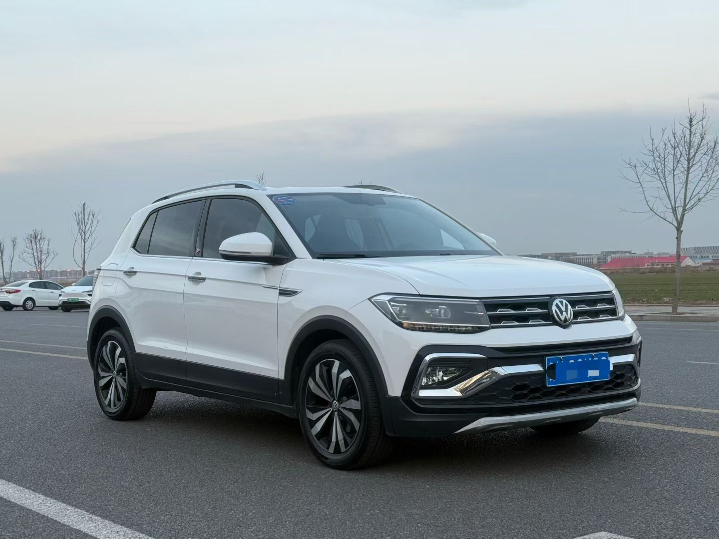 Volkswagen T-Cross 2019 car image #3