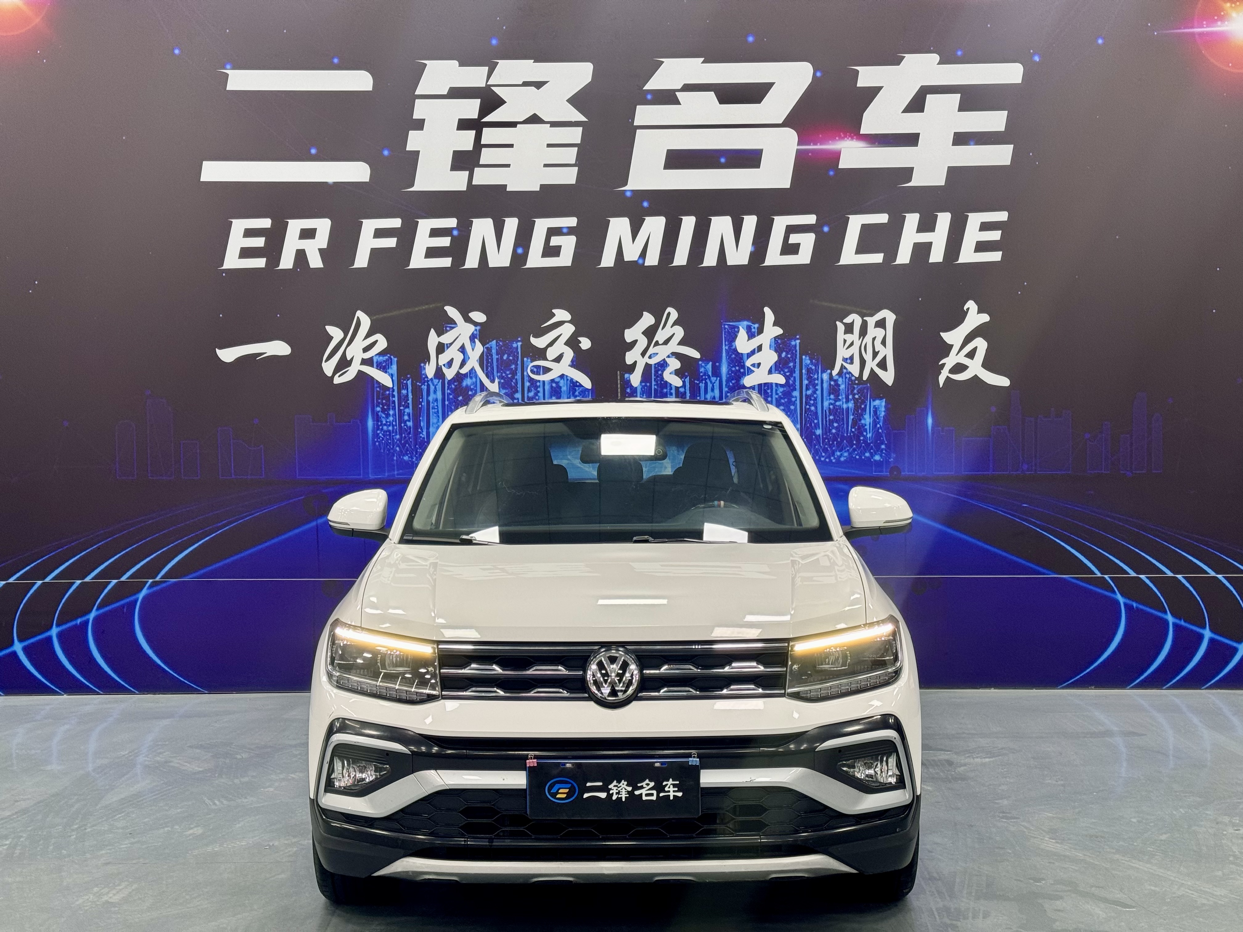Volkswagen T-Cross 2019 #3 Volkswagen T-Cross 2019 car image #3