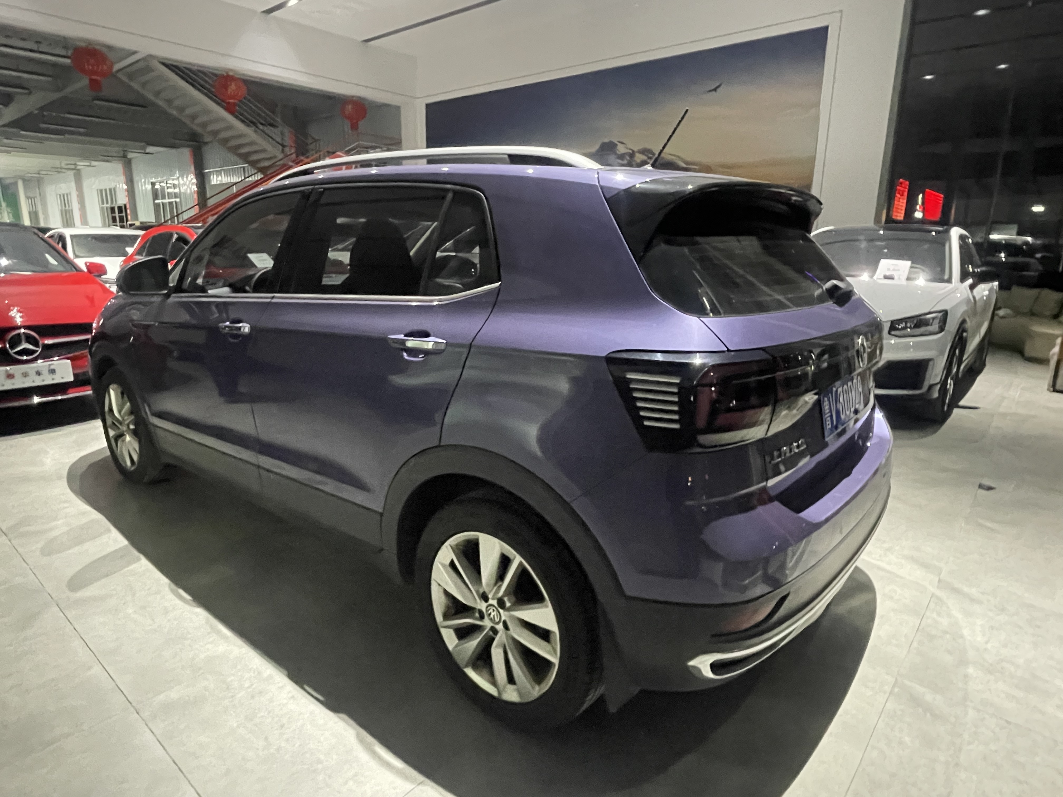 Volkswagen T-Cross 2020 car image #3