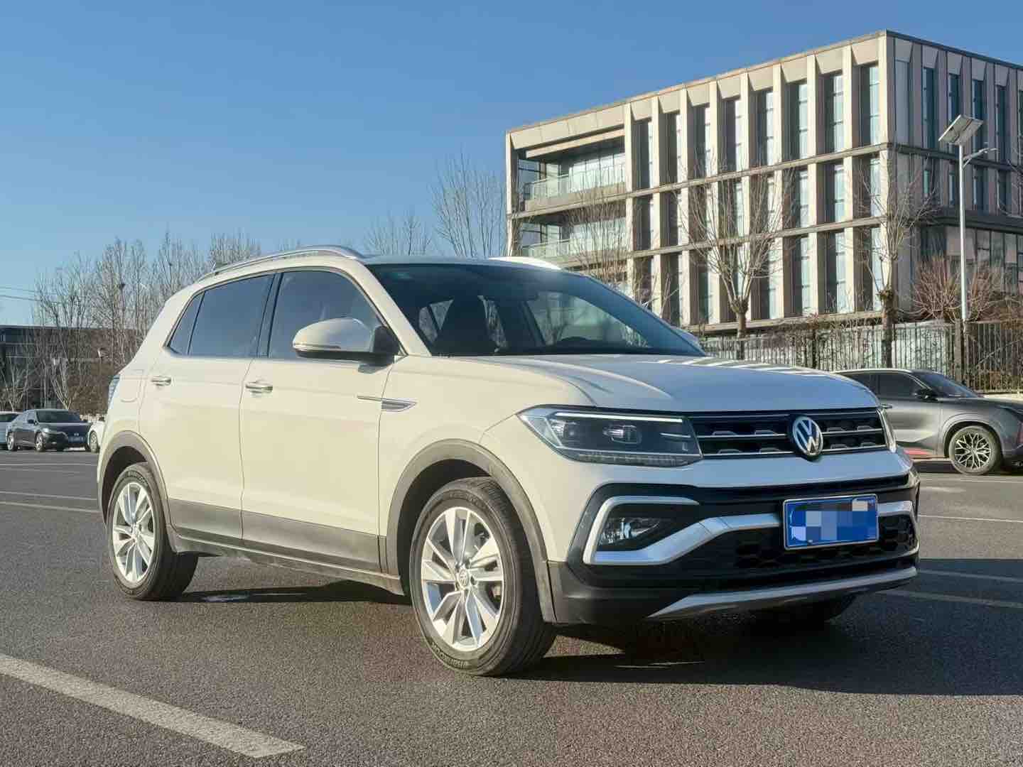 Volkswagen T-Cross 2019 #3 Volkswagen T-Cross 2019 car image #3