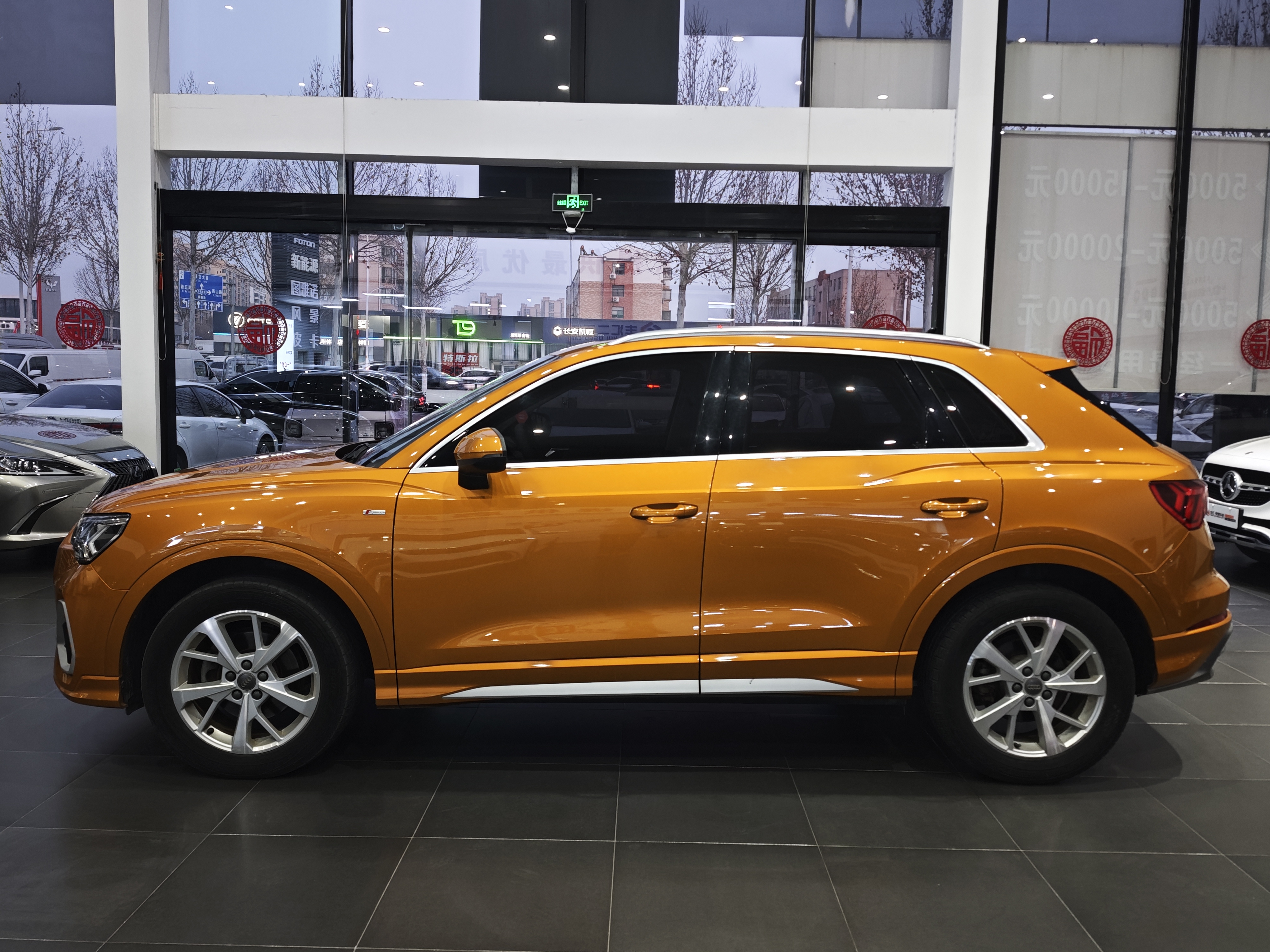 Audi Q3 2019 #3 Audi Q3 2019 car image #3