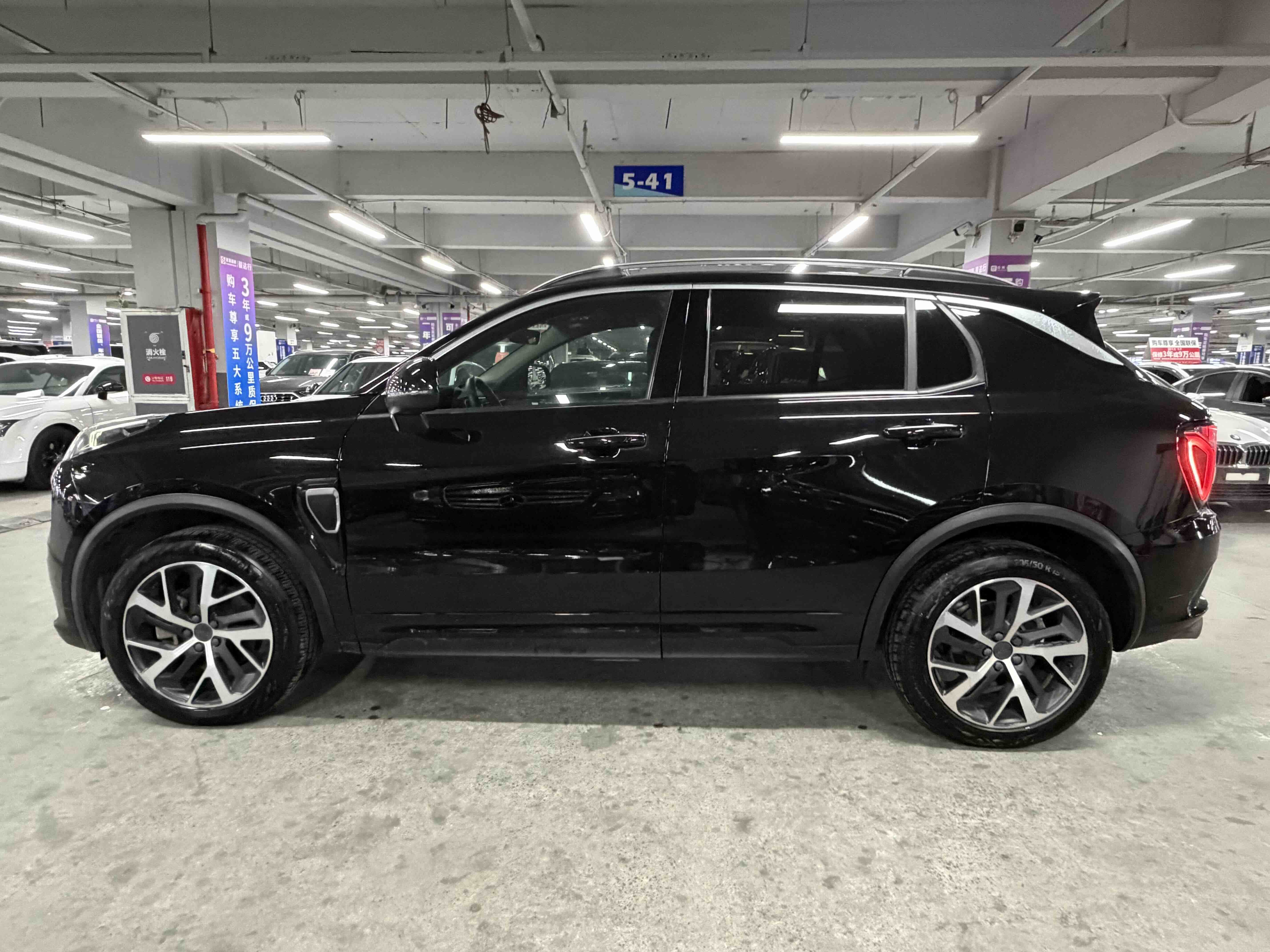Lynk & Co 2019 car image #3