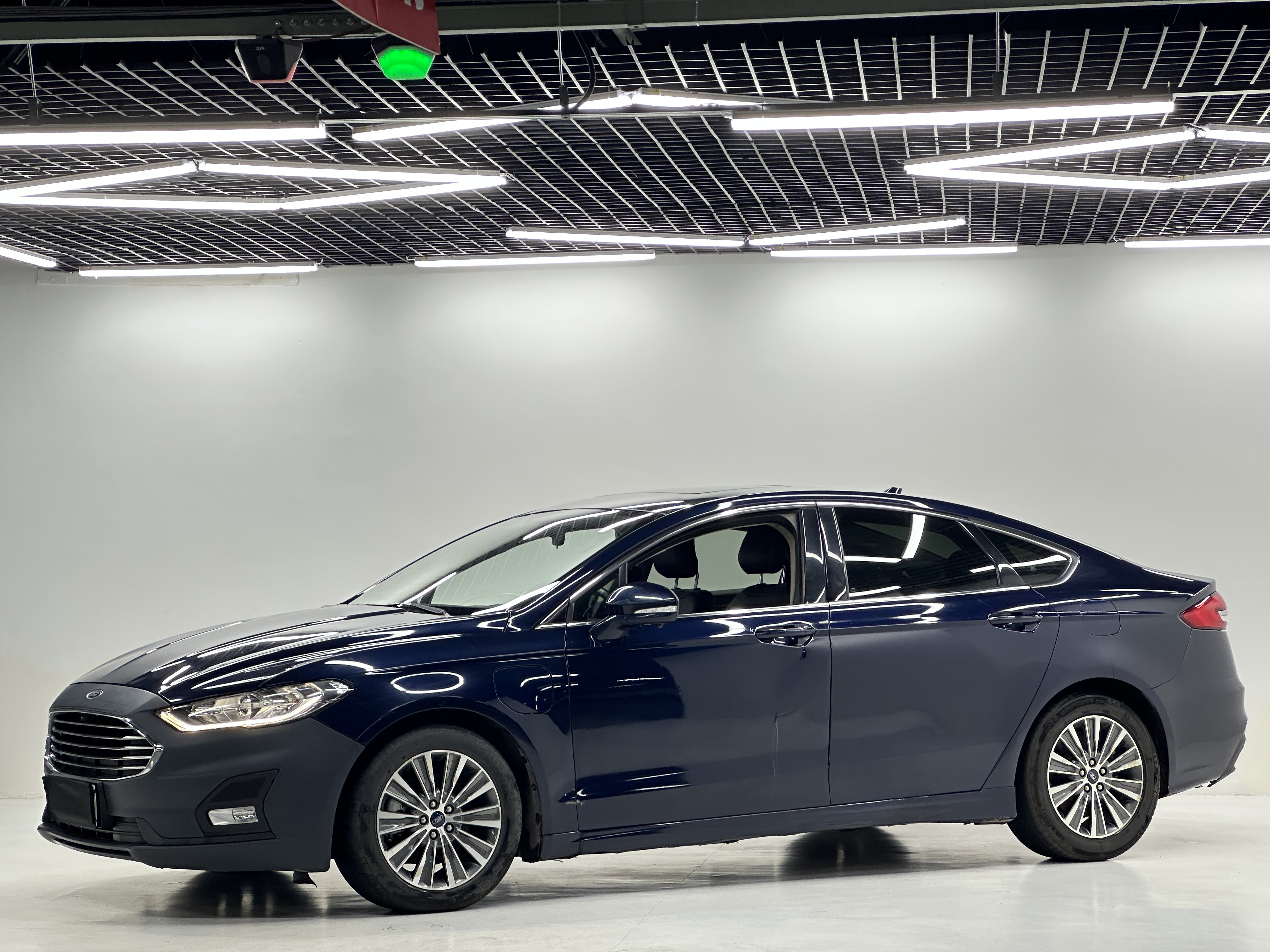 Ford Mondeo New Energy 2020 car image #3